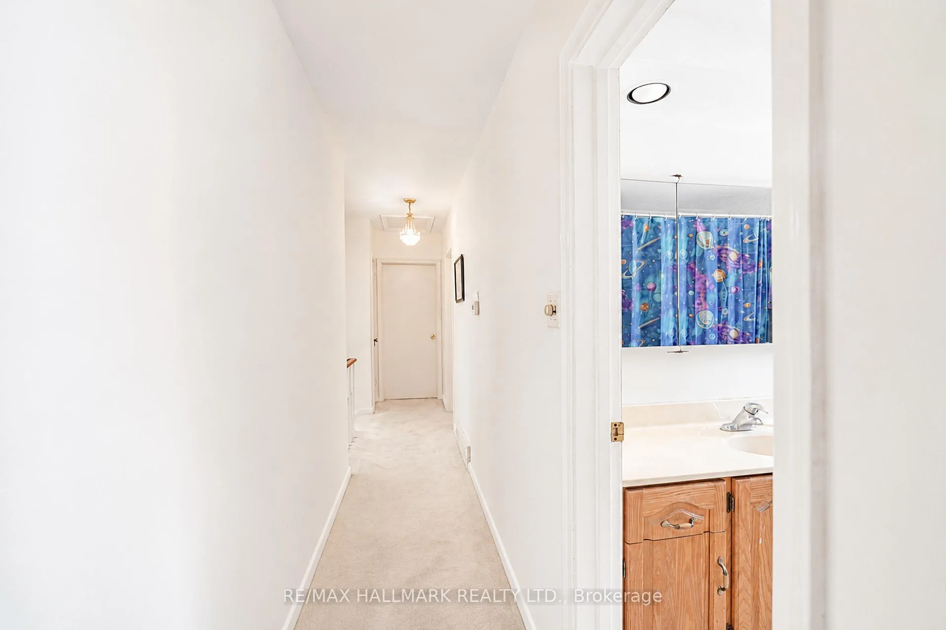 Photo 28 of 60 Vradenberg Drive, Scarborough, Tam O'Shanter-Sullivan — HOMEH