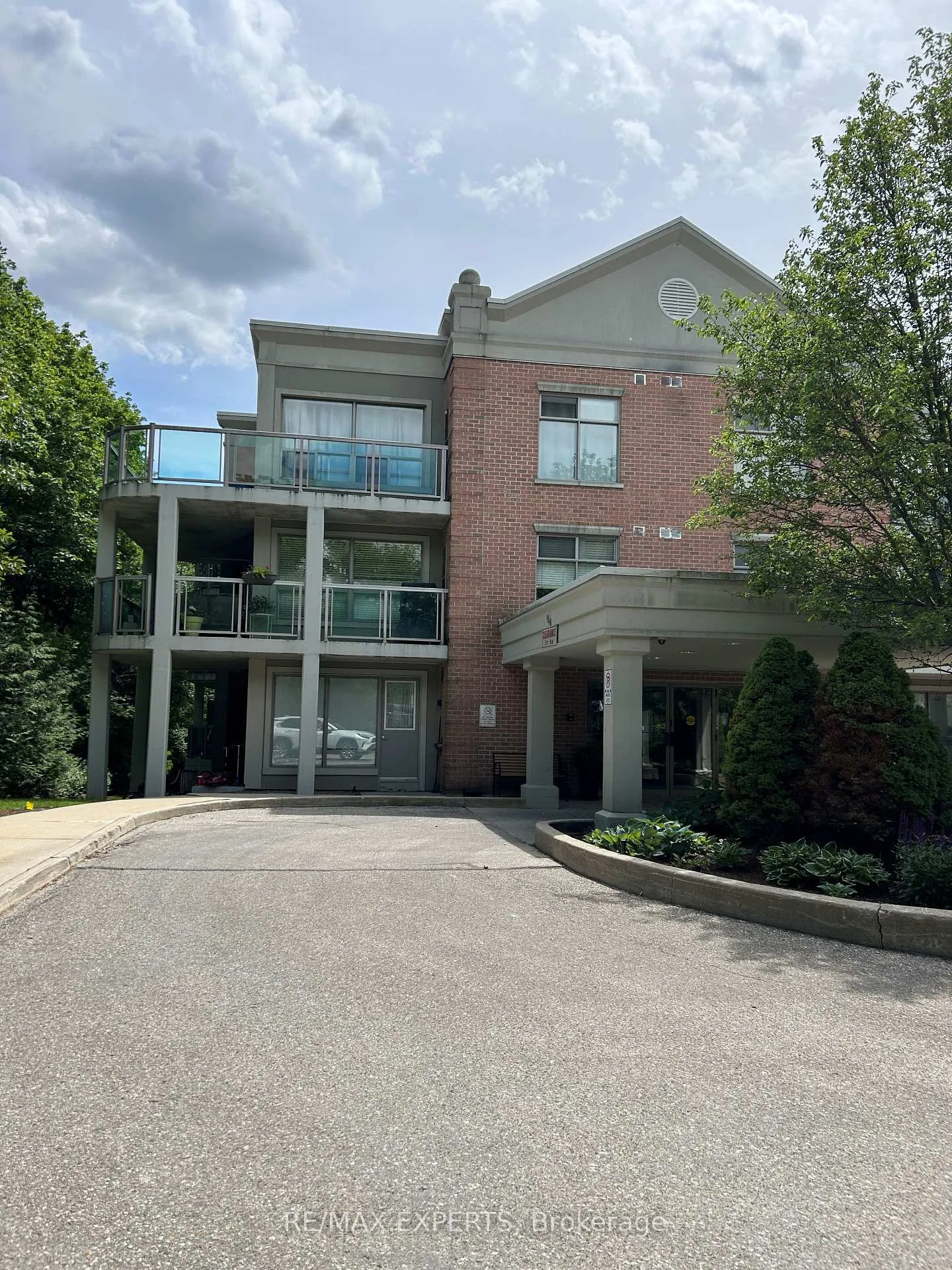 Photo 1 of Unit 108, 245 Pine Grove Road, Vaughan, Islington Woods — HOMEH