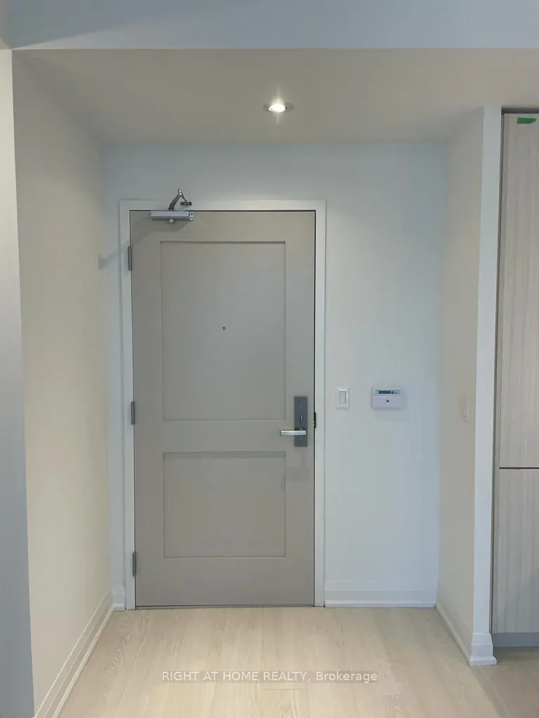 Photo 12 of Unit 1003, 10 Gibbs Road, Etobicoke, Islington-City Centre West — HOMEH
