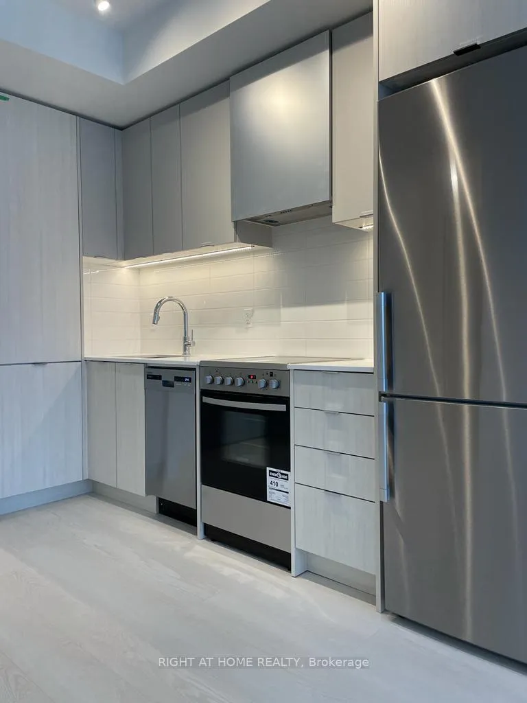 Photo 14 of Unit 1003, 10 Gibbs Road, Etobicoke, Islington-City Centre West — HOMEH
