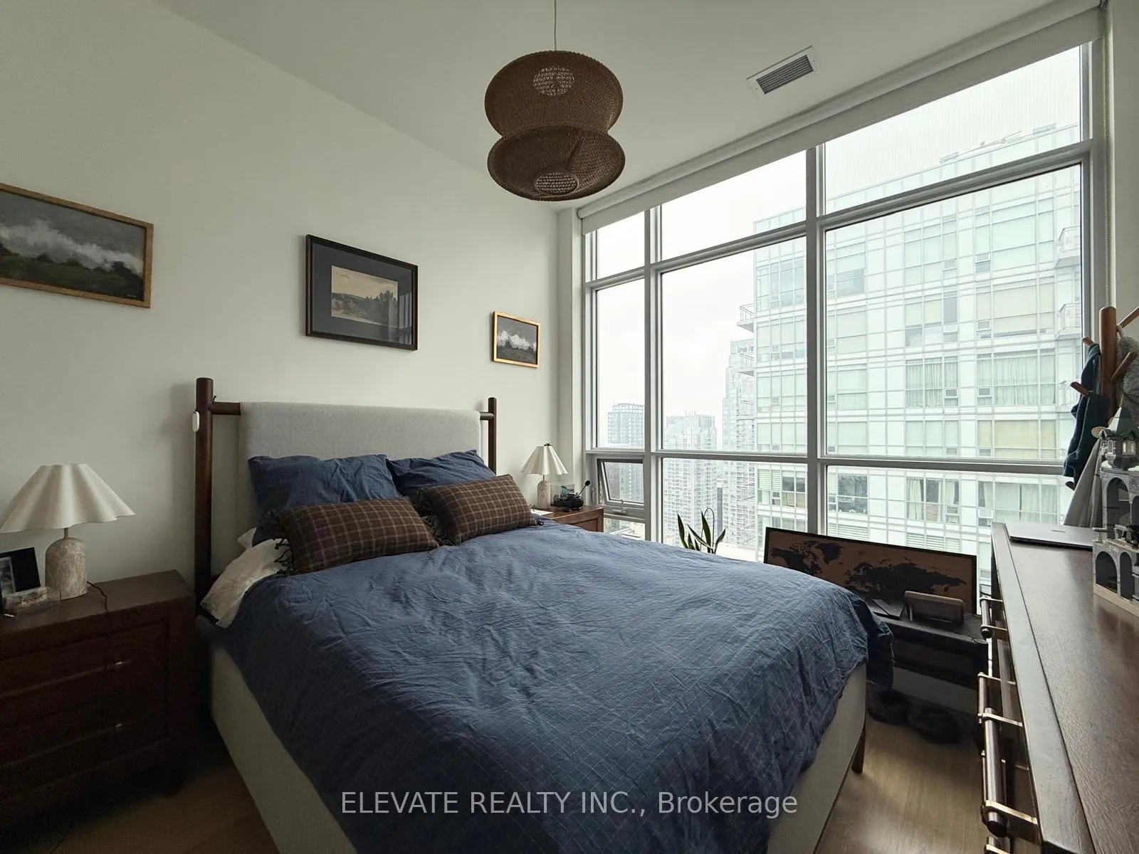 Photo 8 of Unit 3311, 98 Lillian Street, Toronto, Mount Pleasant West — HOMEH