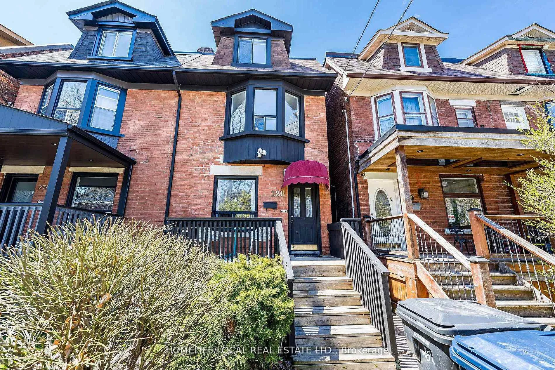 Front of 280 St Clarens Avenue