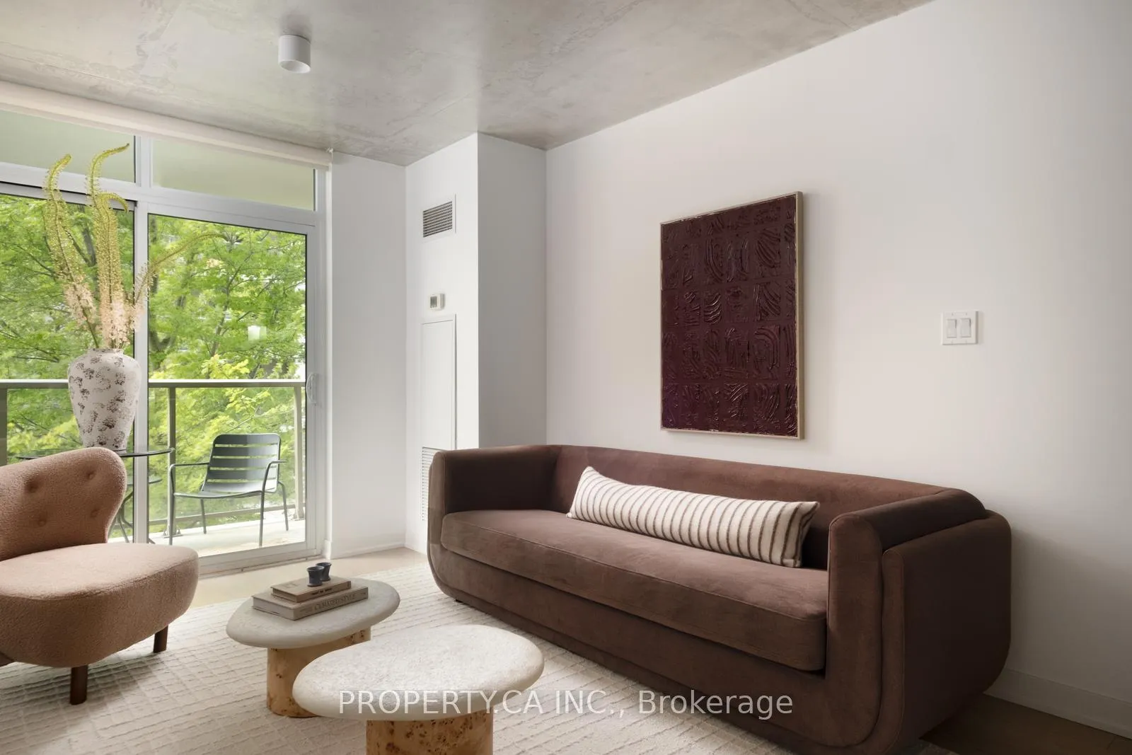 Photo 3 of Unit 214, 816 Lansdowne Avenue, Toronto, Dovercourt-Wallace Emerson-Junction — HOMEH