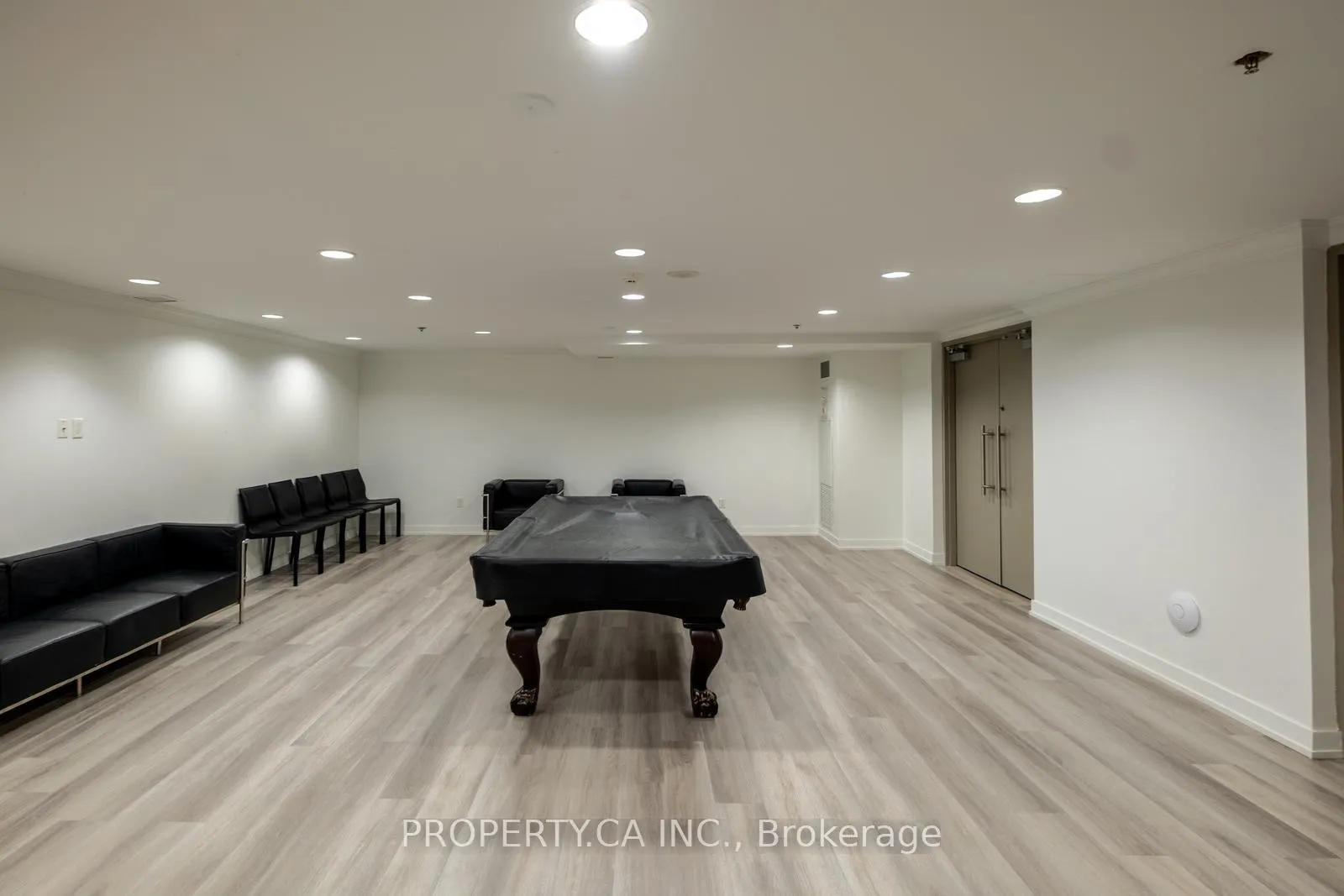 Photo 23 of Unit 214, 816 Lansdowne Avenue, Toronto, Dovercourt-Wallace Emerson-Junction — HOMEH