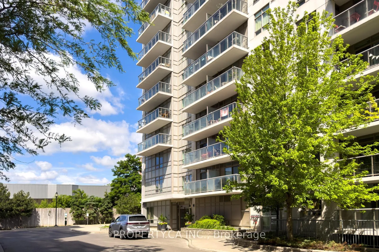 Photo 28 of Unit 214, 816 Lansdowne Avenue, Toronto, Dovercourt-Wallace Emerson-Junction — HOMEH