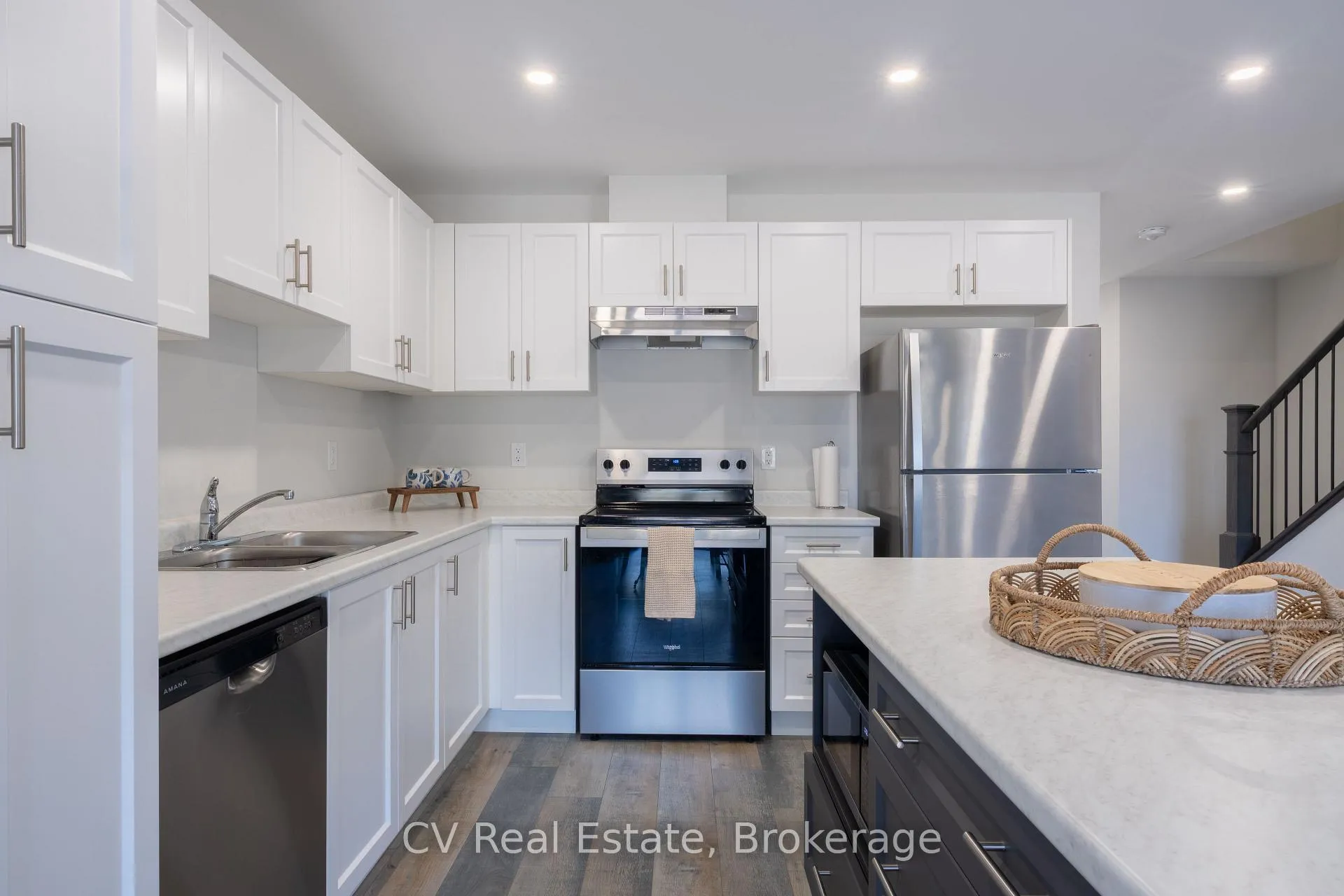 Photo 8 of 209 Equality Drive, Meaford — HOMEH