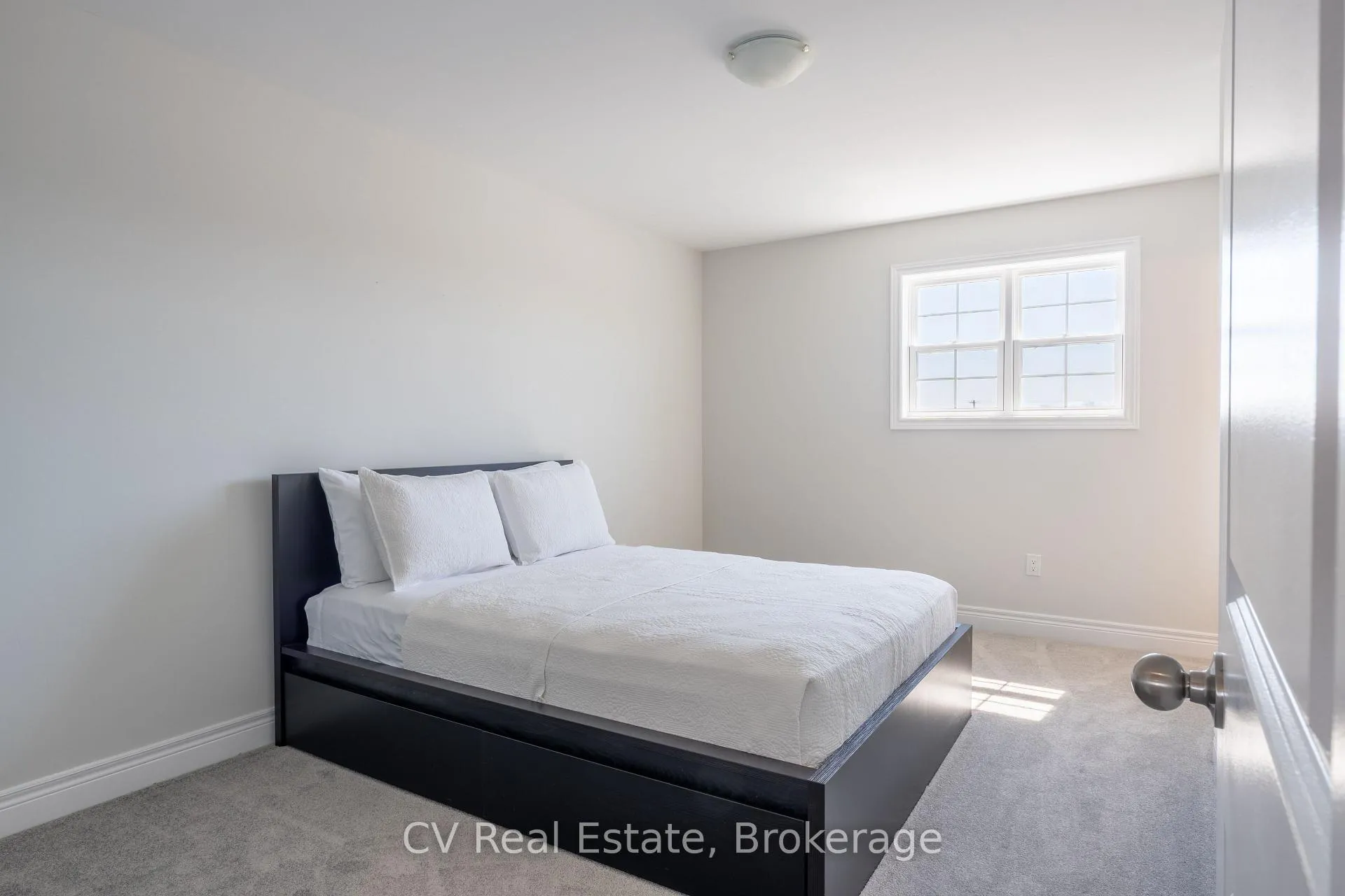 Photo 13 of 209 Equality Drive, Meaford — HOMEH