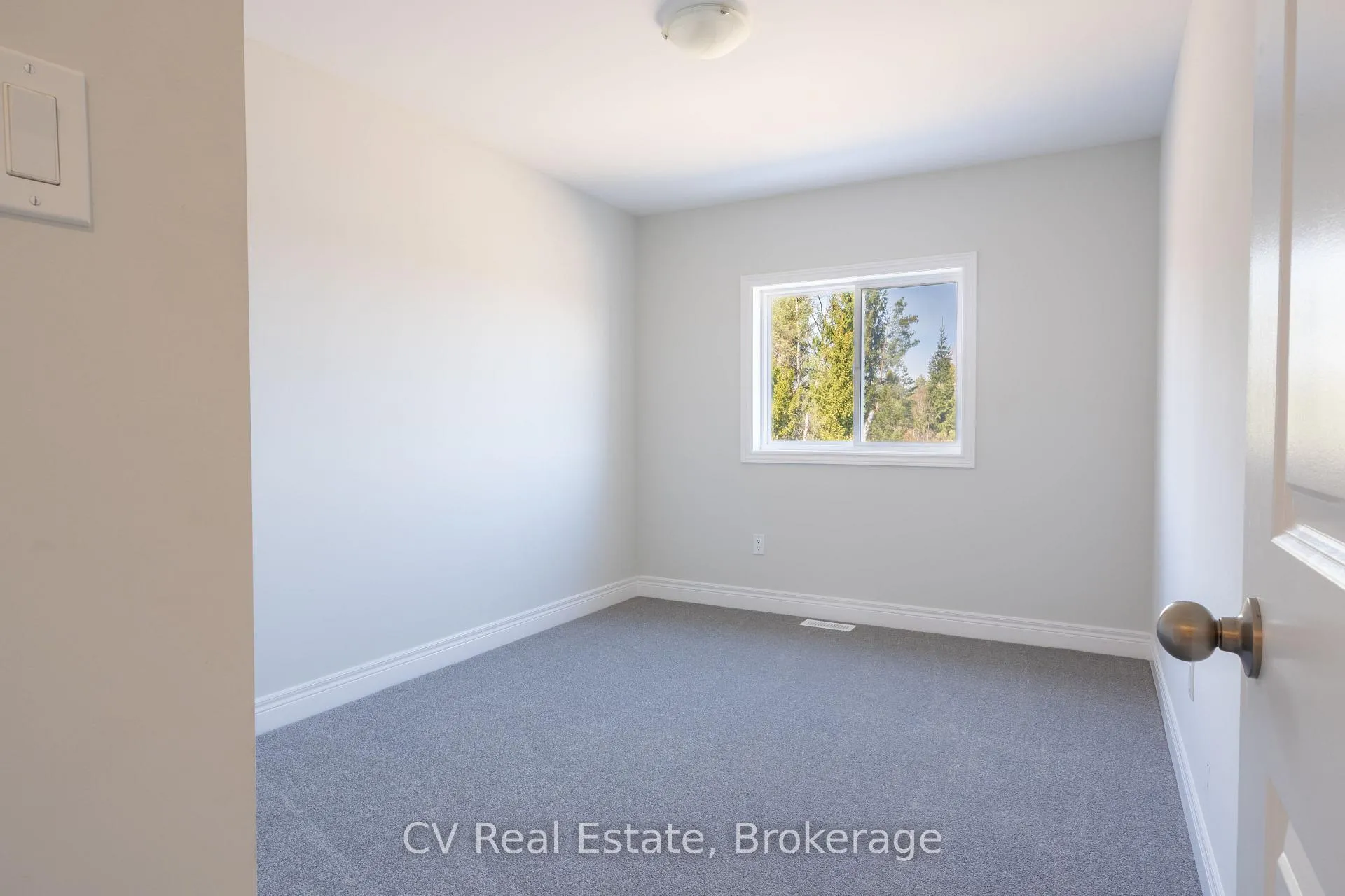 Photo 18 of 209 Equality Drive, Meaford — HOMEH