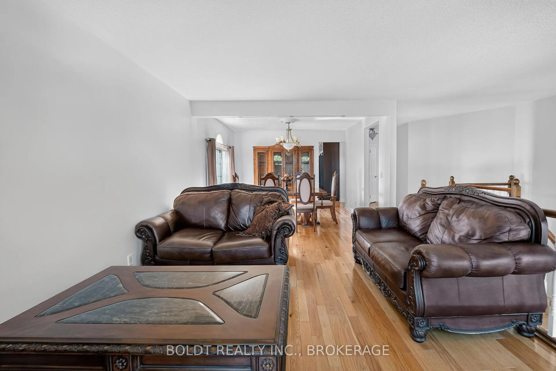 Photo 14 of 6 Cedar Court, St. Catharines, Rykert/Vansickle — HOMEH