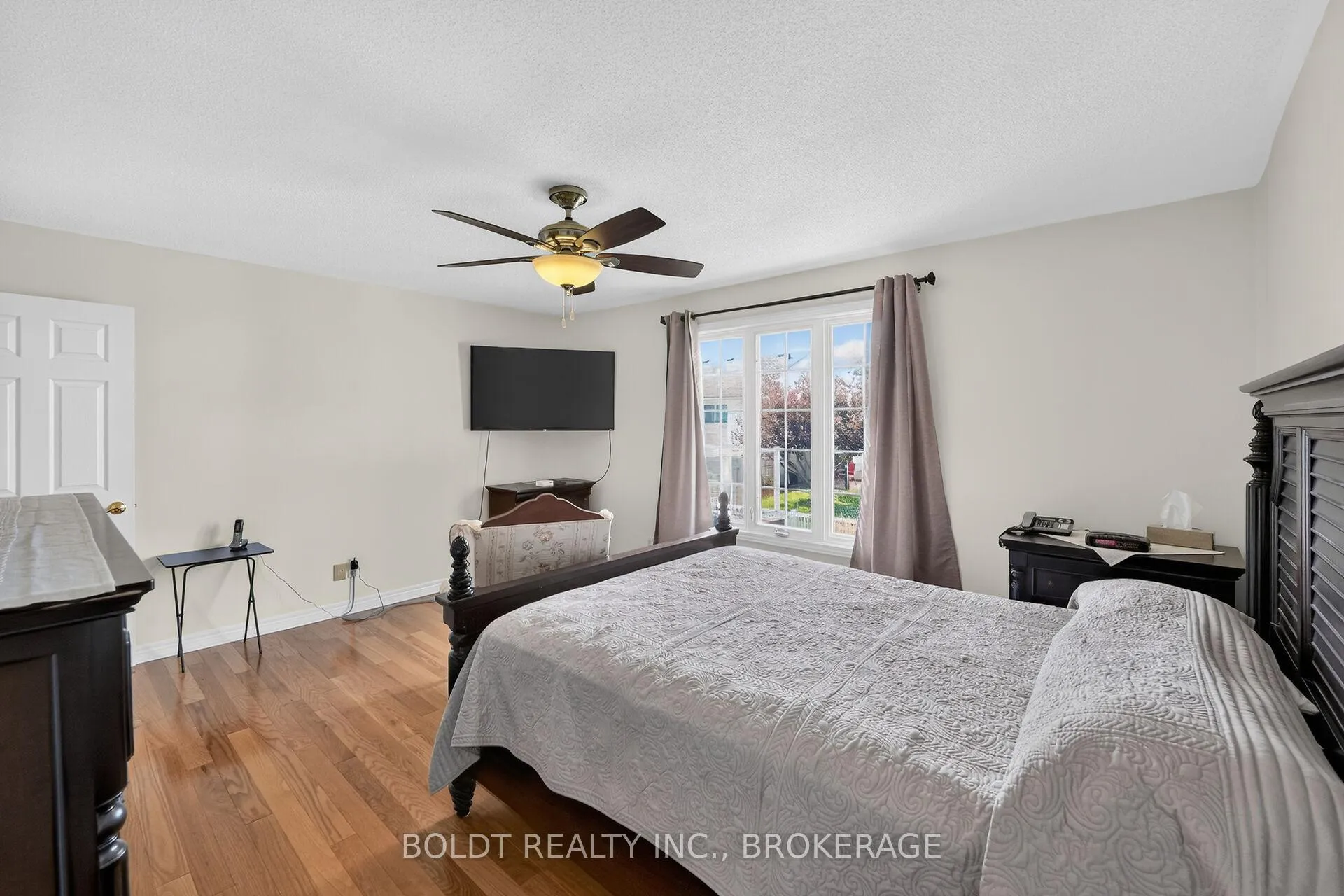 Photo 18 of 6 Cedar Court, St. Catharines, Rykert/Vansickle — HOMEH