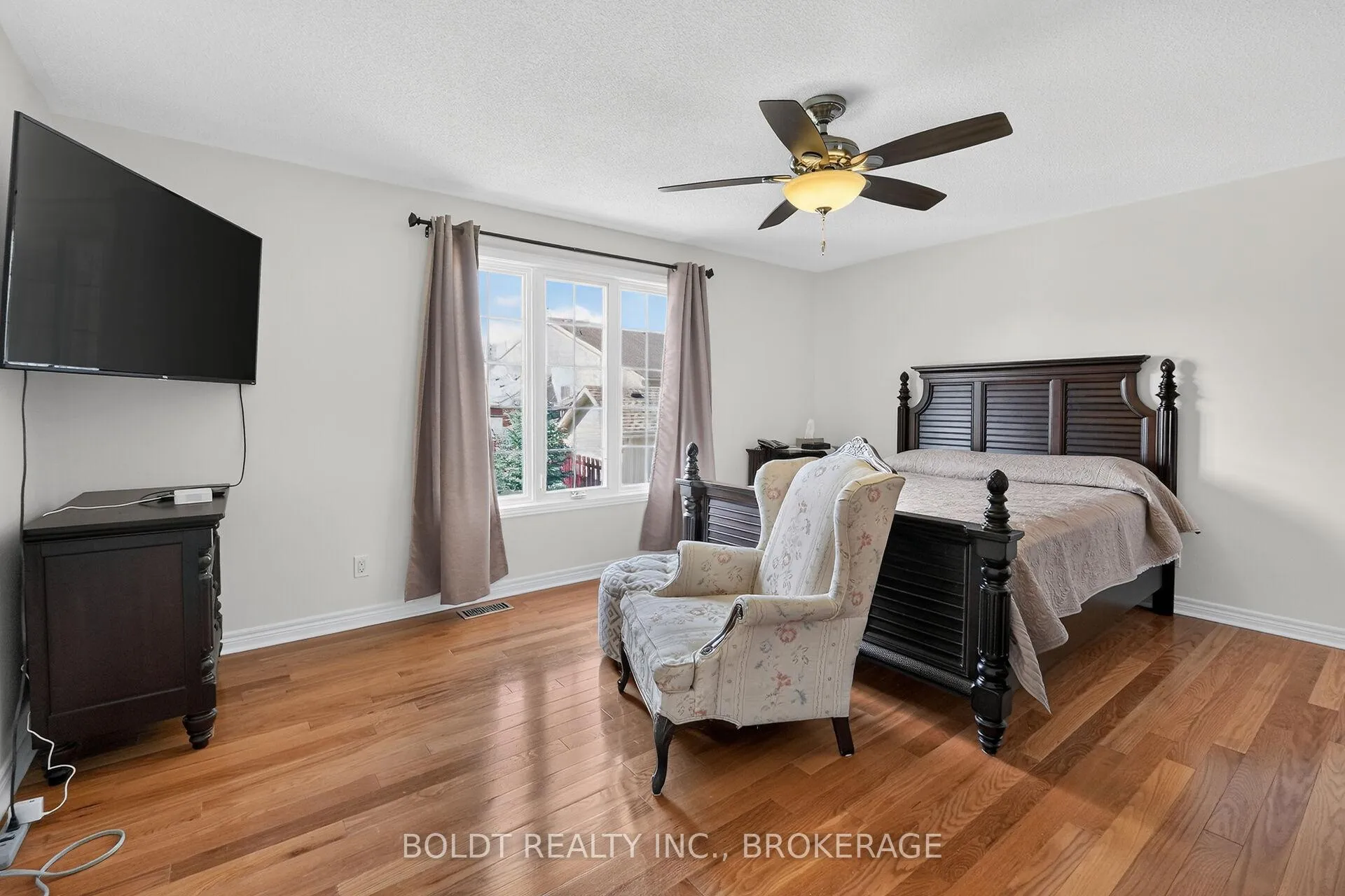 Photo 20 of 6 Cedar Court, St. Catharines, Rykert/Vansickle — HOMEH