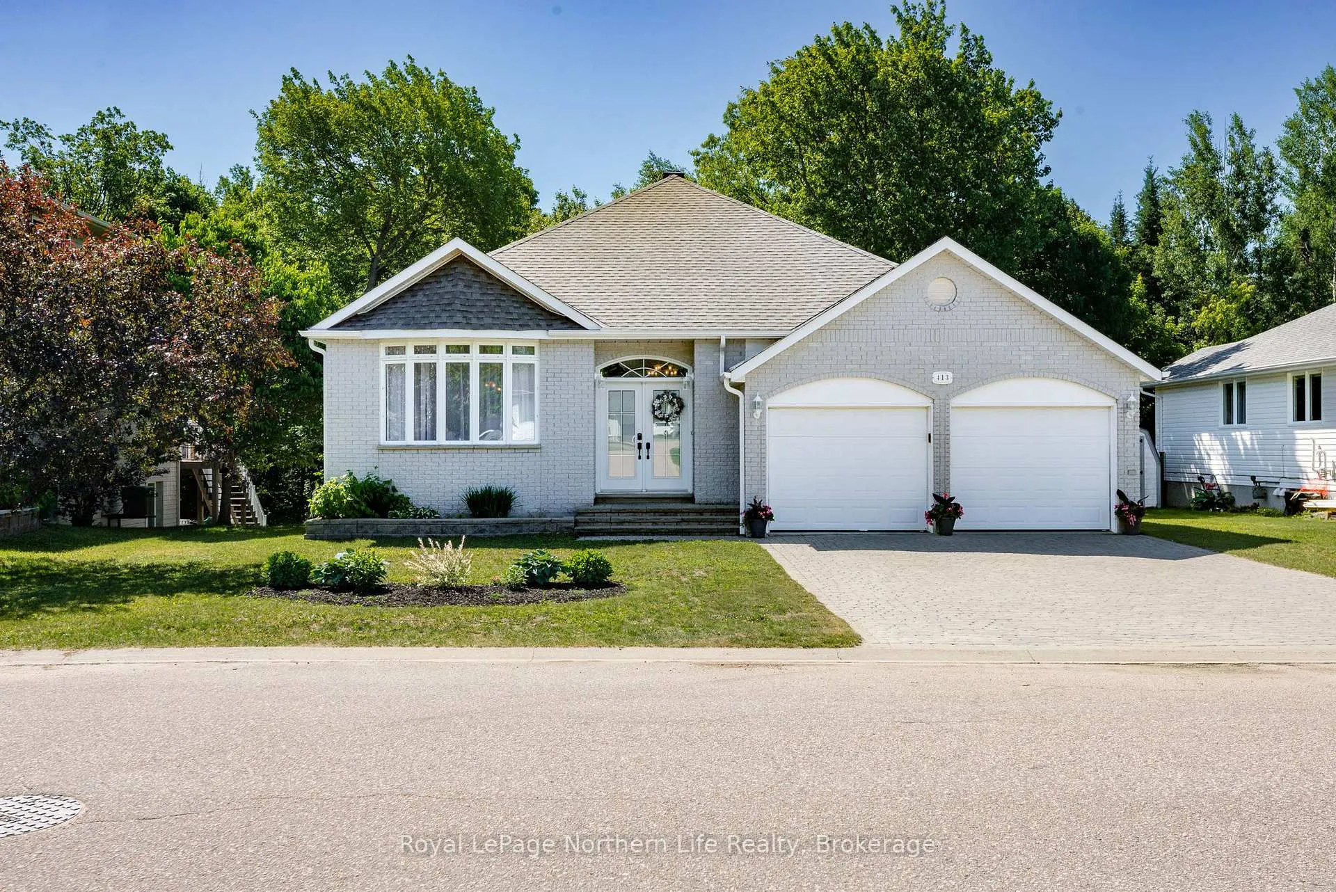 Photo 1 of 413 Pearce Street, North Bay, Airport — HOMEH