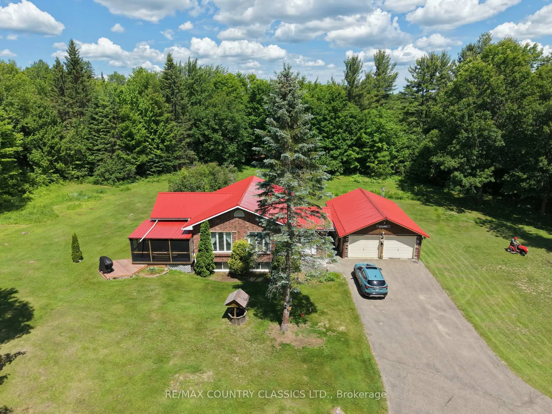 Photo 2 of 4379 Highway No. 523, South Algonquin — HOMEH
