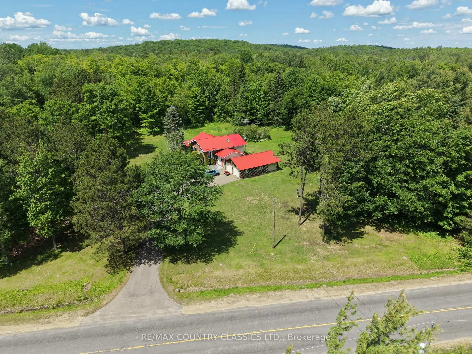 Photo 6 of 4379 Highway No. 523, South Algonquin — HOMEH