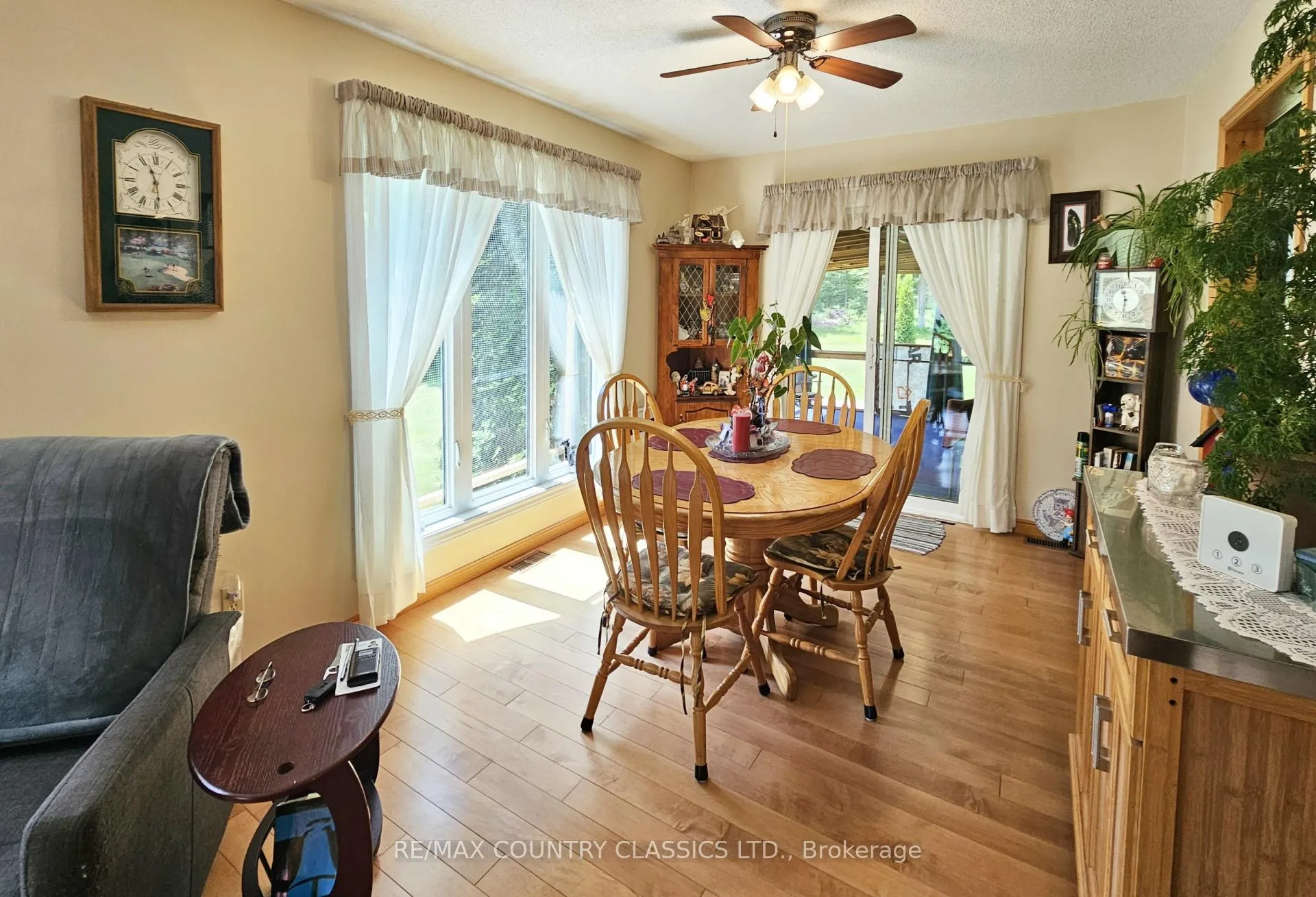 Photo 14 of 4379 Highway No. 523, South Algonquin — HOMEH