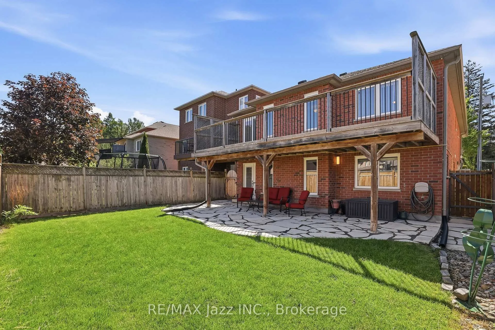 Photo 45 of 229 Union Avenue, Scugog, Port Perry — HOMEH