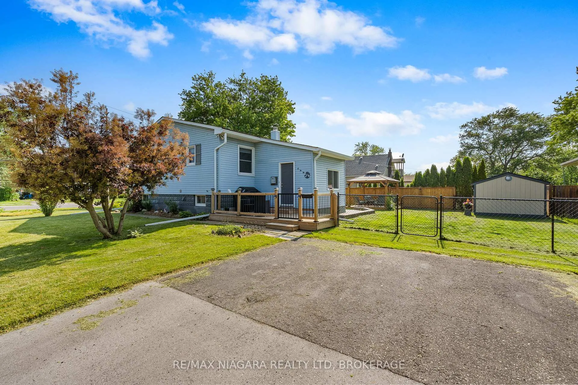 Photo 26 of 809 Broadway Avenue, Welland, Broadway — HOMEH