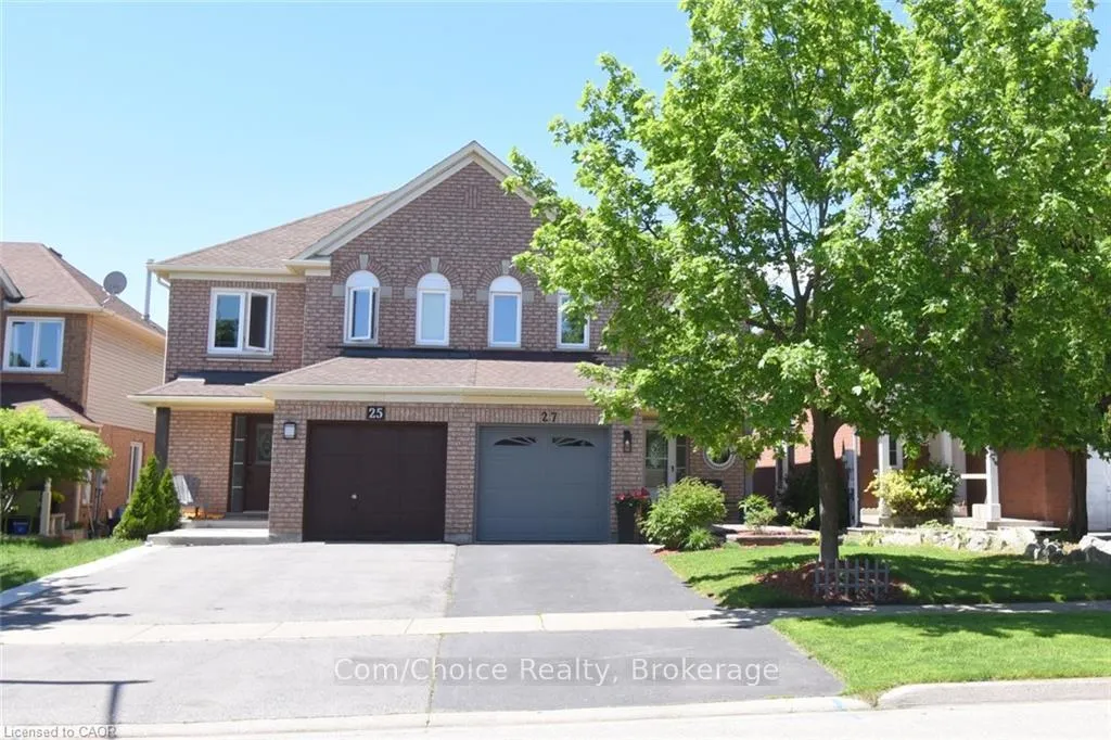 Photo 2 of 27 Harnesworth Crescent, Hamilton, Waterdown — HOMEH
