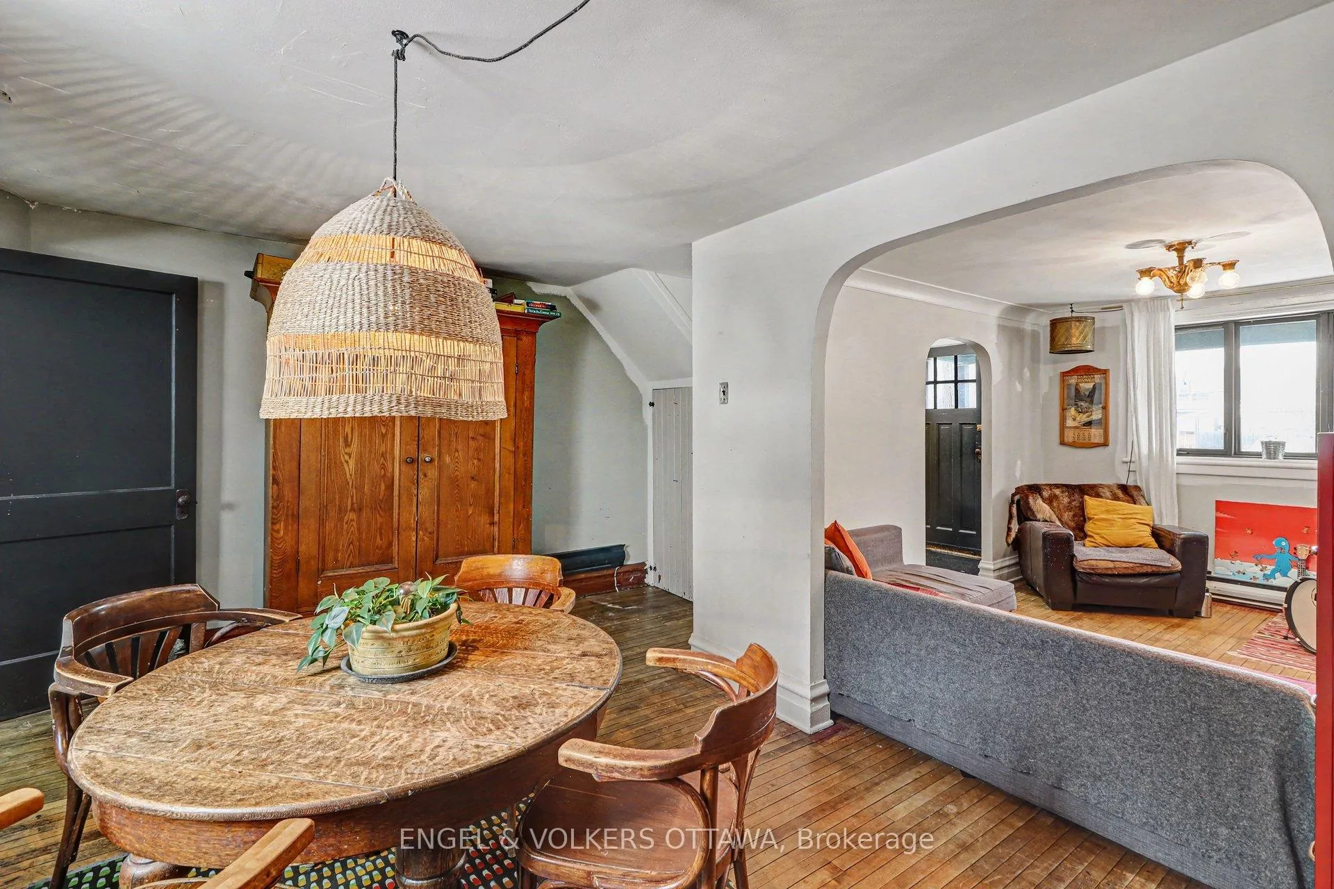 Photo 2 of 86 Pinhey Street, Ottawa, Hintonburg — HOMEH