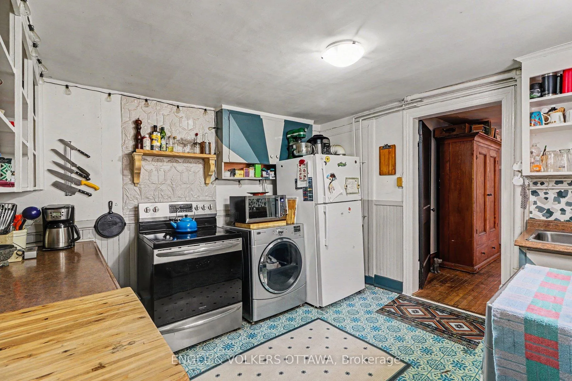 Photo 10 of 86 Pinhey Street, Ottawa, Hintonburg — HOMEH
