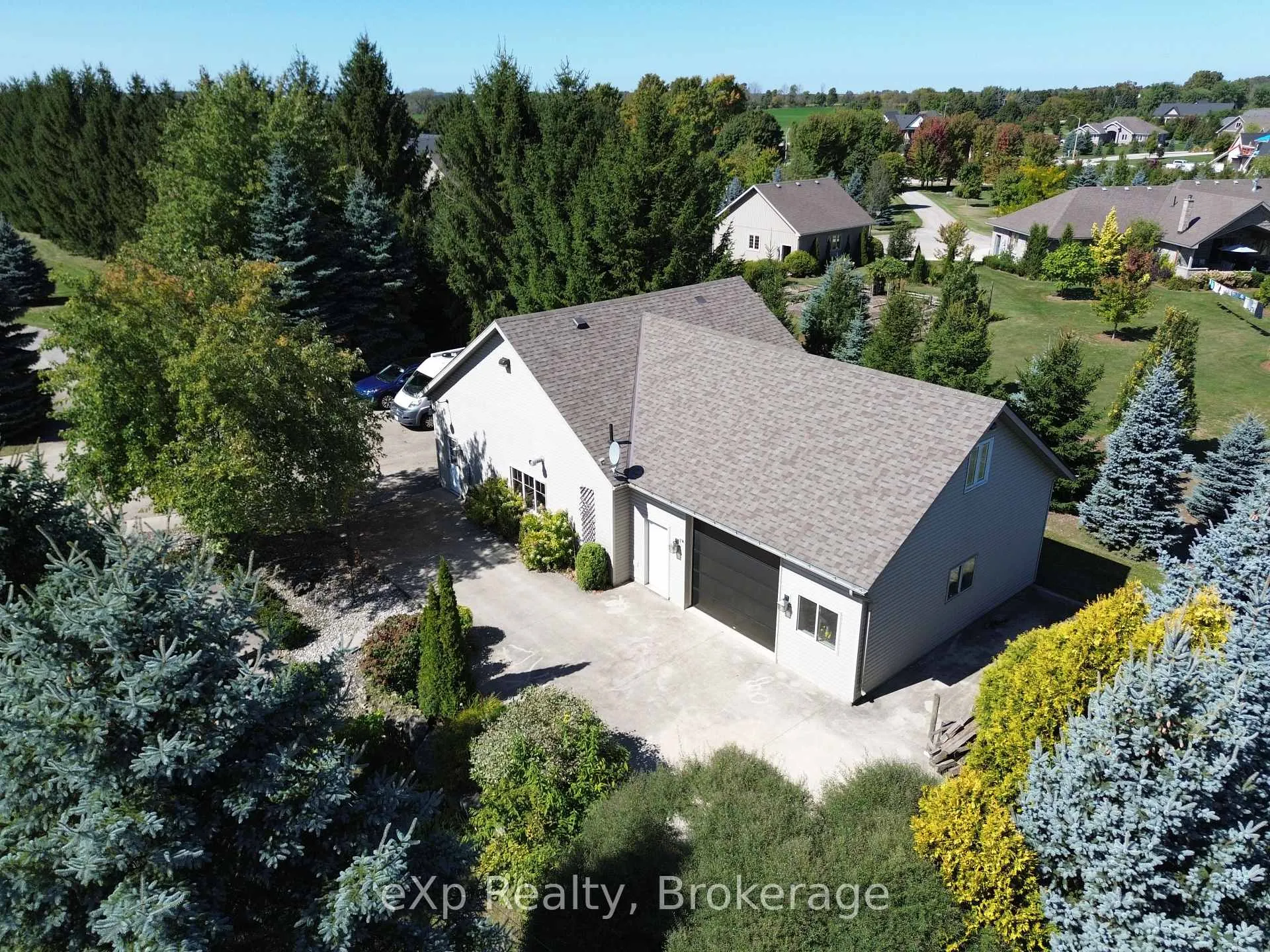 Photo 6 of 411321 Southgate Sr 41 Side Road, Southgate — HOMEH
