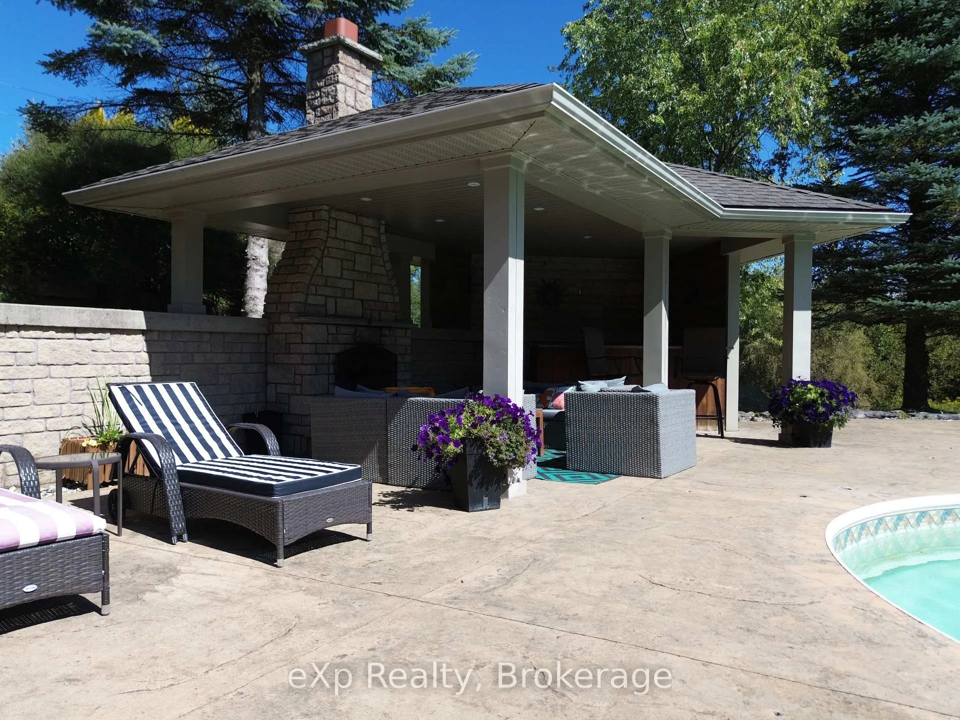 Photo 31 of 411321 Southgate Sr 41 Side Road, Southgate — HOMEH