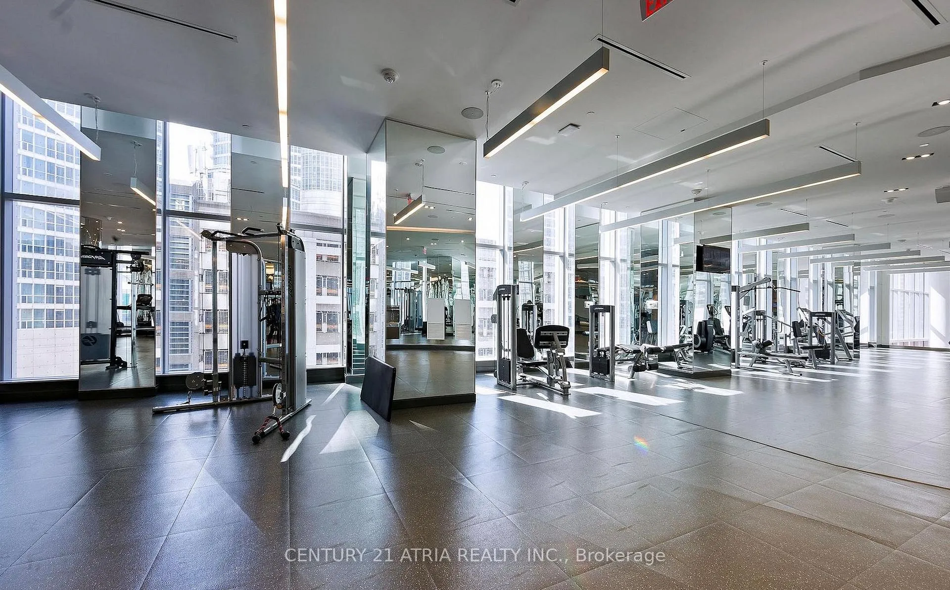 Photo 11 of Unit 1908, 10 York Street, Toronto, Waterfront Communities — HOMEH
