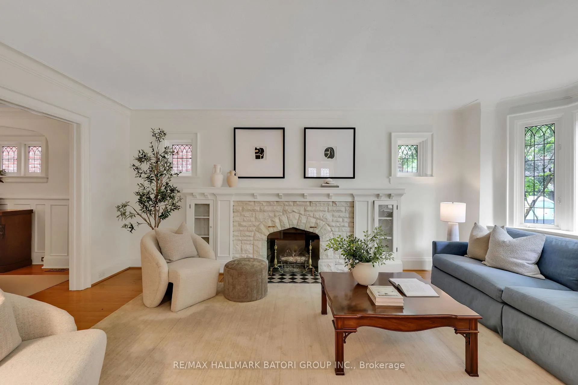 Photo 3 of 152 Hillhurst Boulevard, Toronto, Lawrence Park South — HOMEH