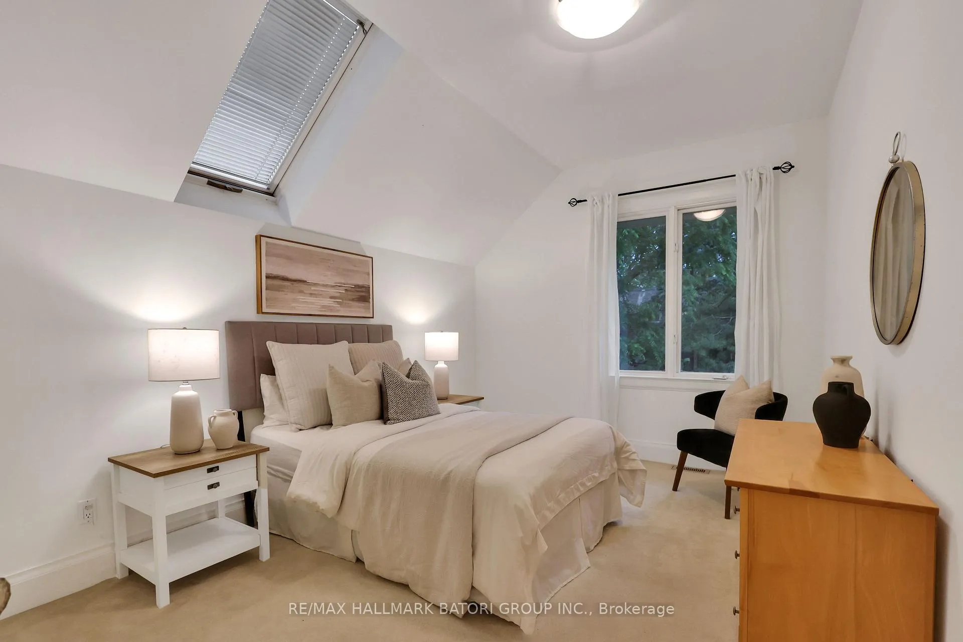 Photo 23 of 152 Hillhurst Boulevard, Toronto, Lawrence Park South — HOMEH