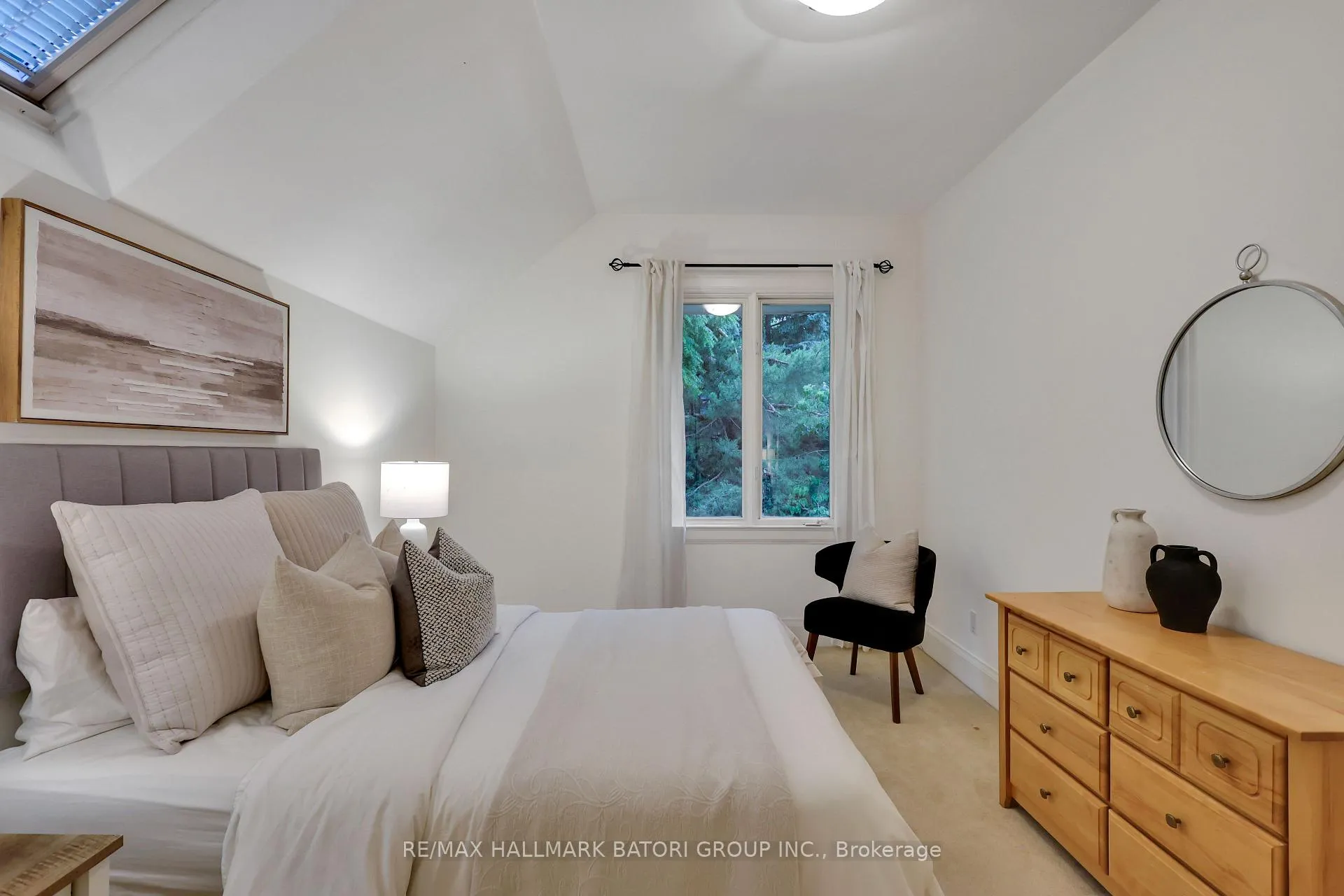 Photo 24 of 152 Hillhurst Boulevard, Toronto, Lawrence Park South — HOMEH