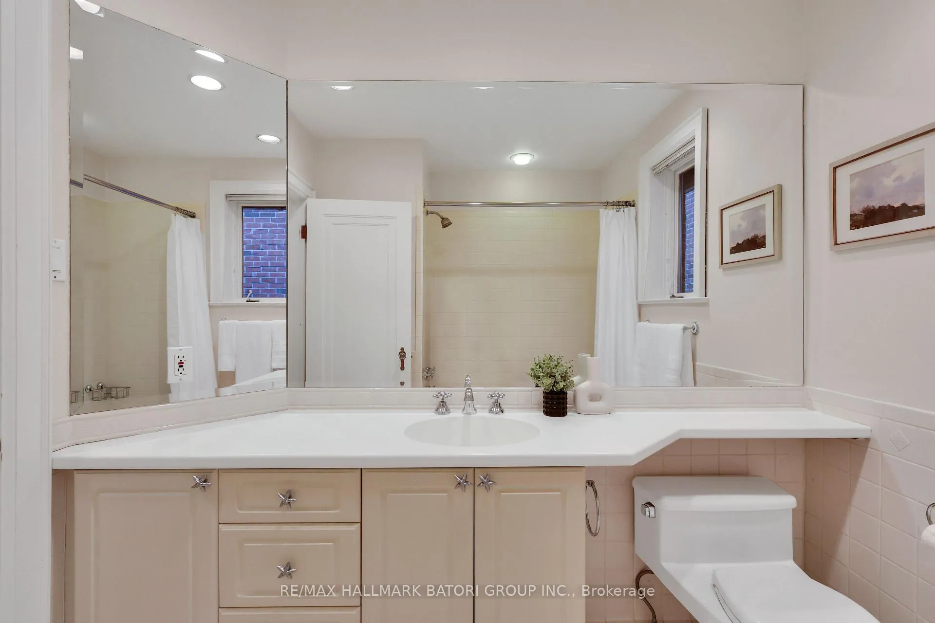 Photo 28 of 152 Hillhurst Boulevard, Toronto, Lawrence Park South — HOMEH