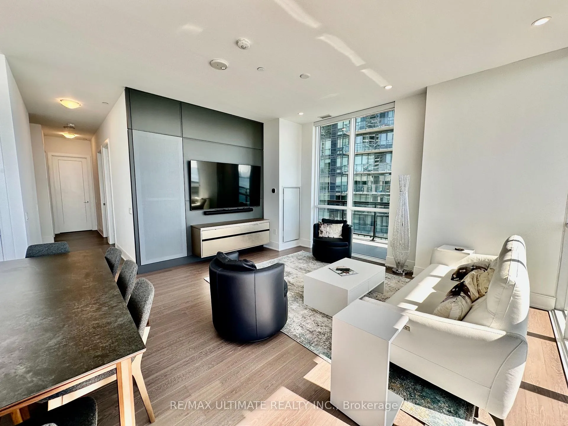 Photo 10 of Unit UPH06, 65 Annie Craig Drive, Etobicoke, Mimico — HOMEH