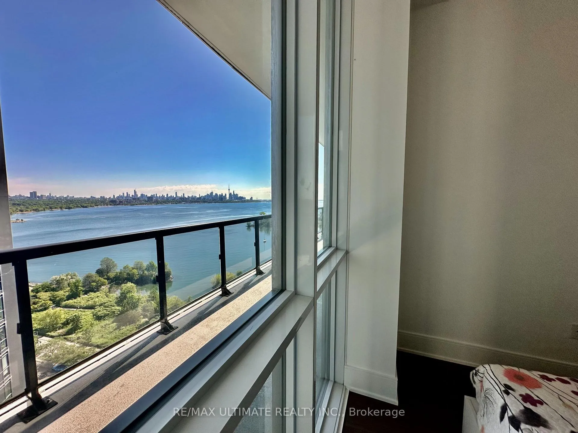 Photo 21 of Unit UPH06, 65 Annie Craig Drive, Etobicoke, Mimico — HOMEH