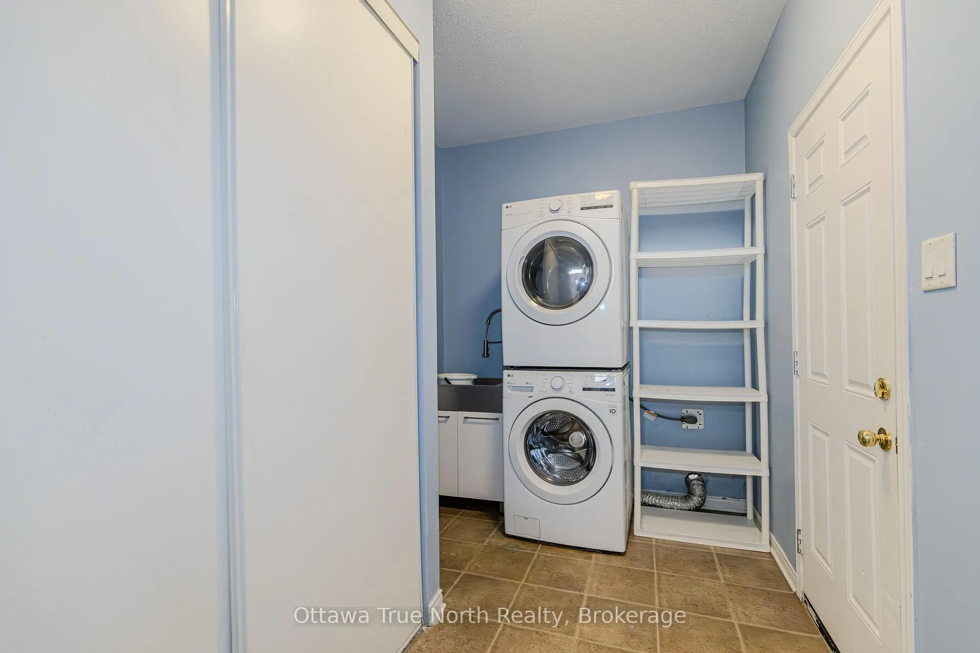Photo 9 of 110 Macara Crescent, Ottawa, Kanata - Morgan's Grant/South March — HOMEH