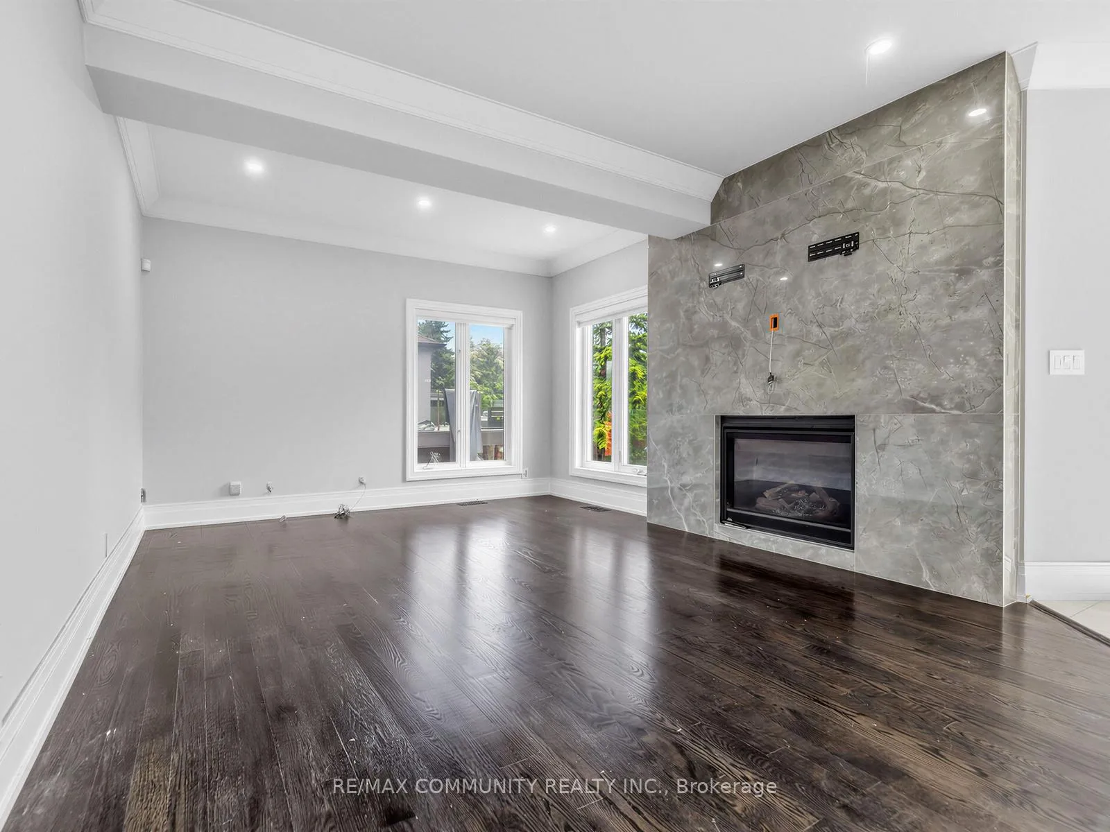 Photo 11 of 806 Clarence Street E, Vaughan, Islington Woods — HOMEH