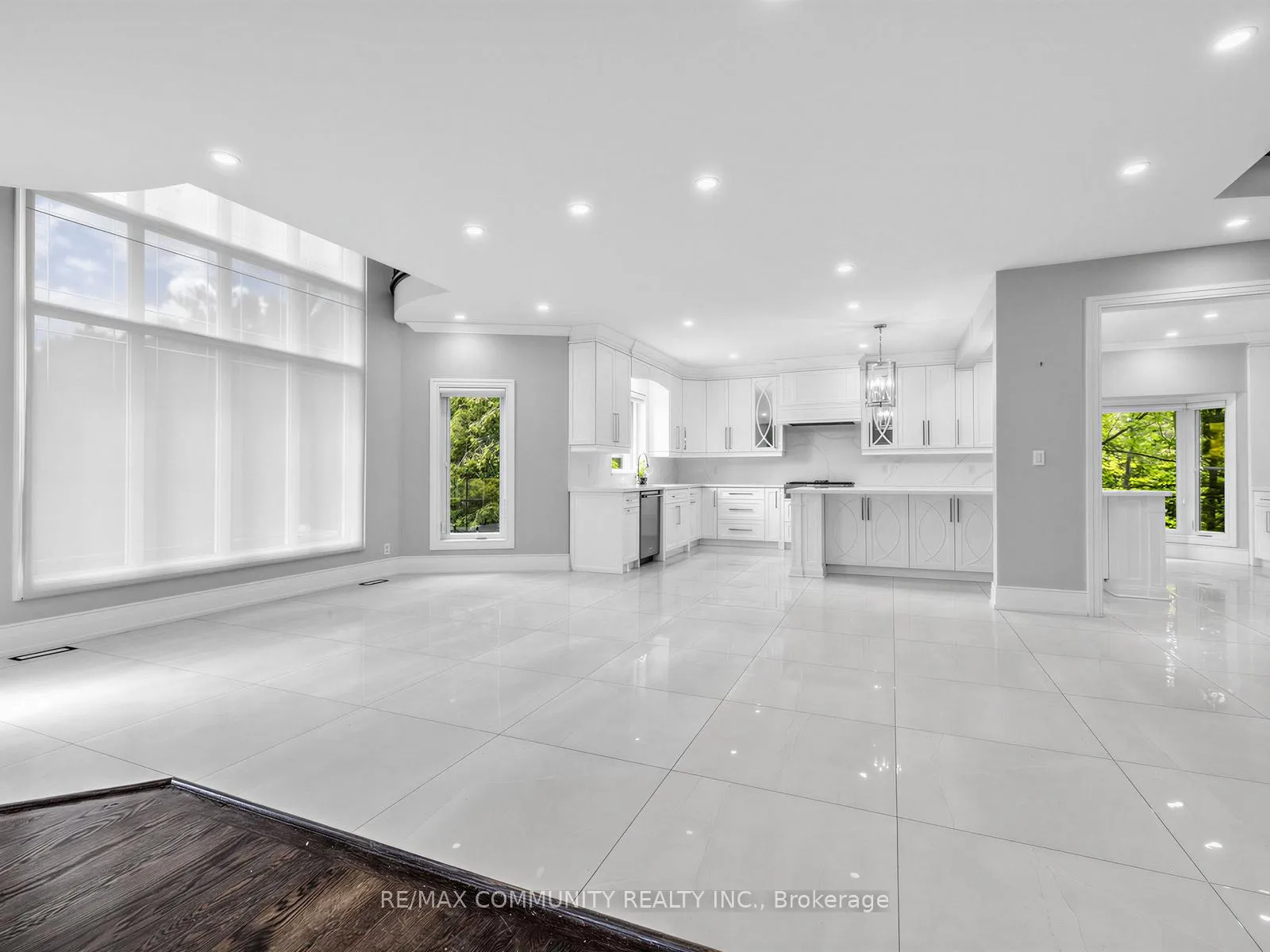 Photo 13 of 806 Clarence Street E, Vaughan, Islington Woods — HOMEH
