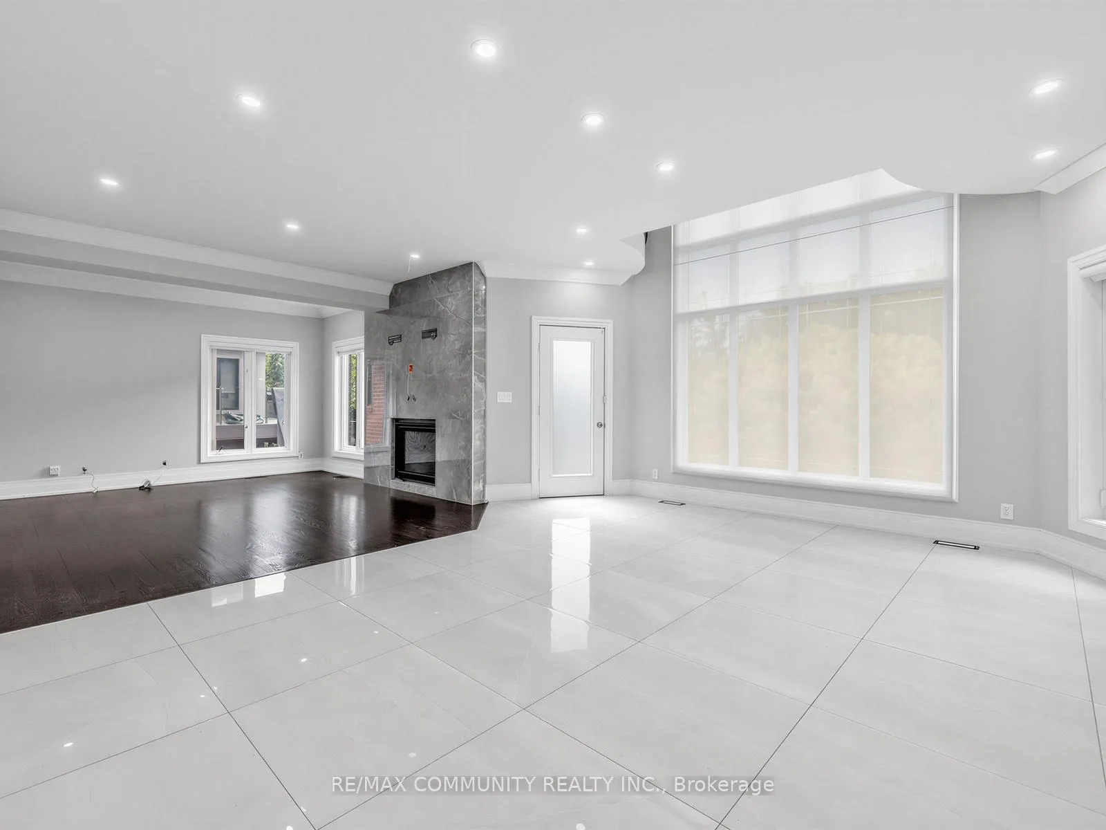 Photo 14 of 806 Clarence Street E, Vaughan, Islington Woods — HOMEH