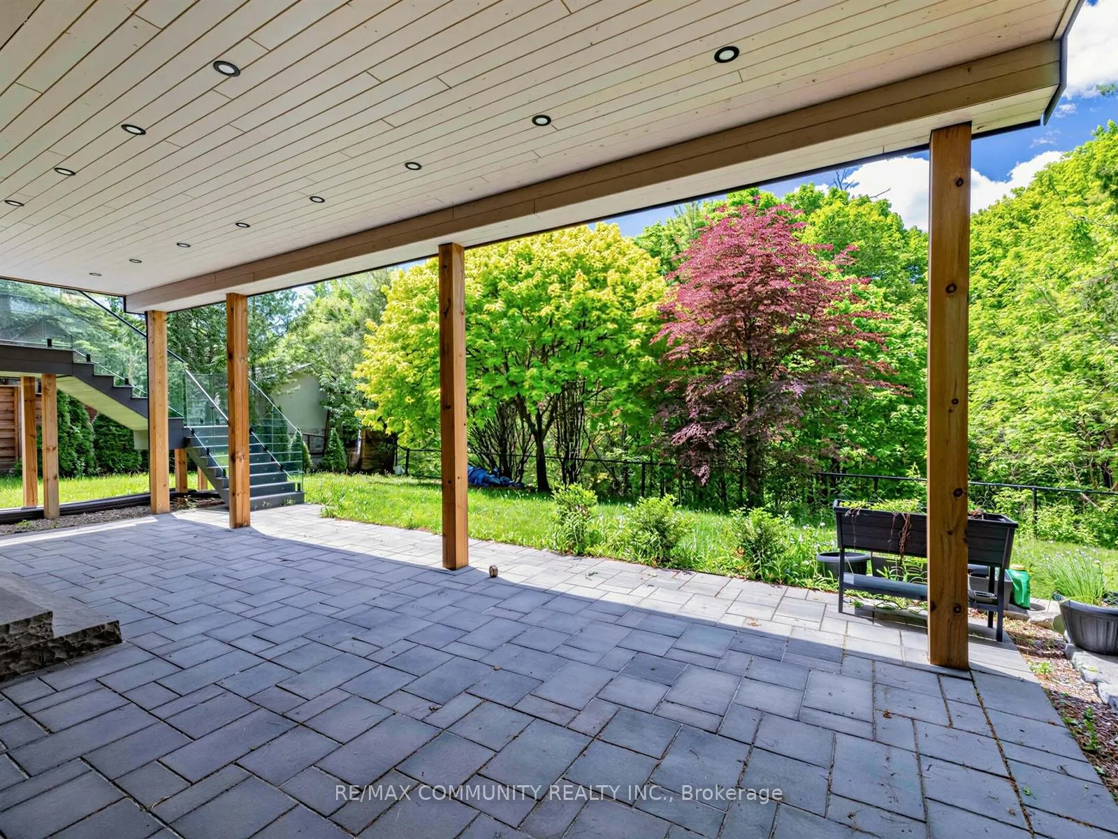 Photo 36 of 806 Clarence Street E, Vaughan, Islington Woods — HOMEH