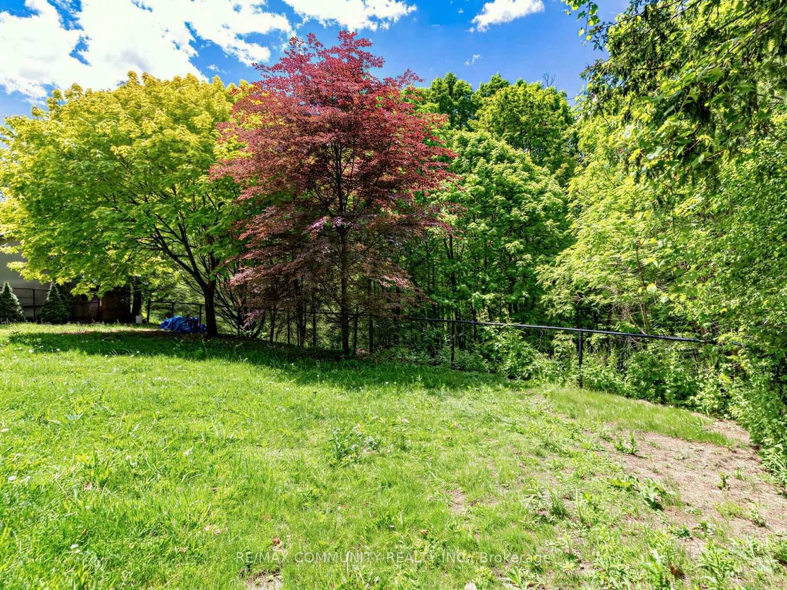 Photo 37 of 806 Clarence Street E, Vaughan, Islington Woods — HOMEH