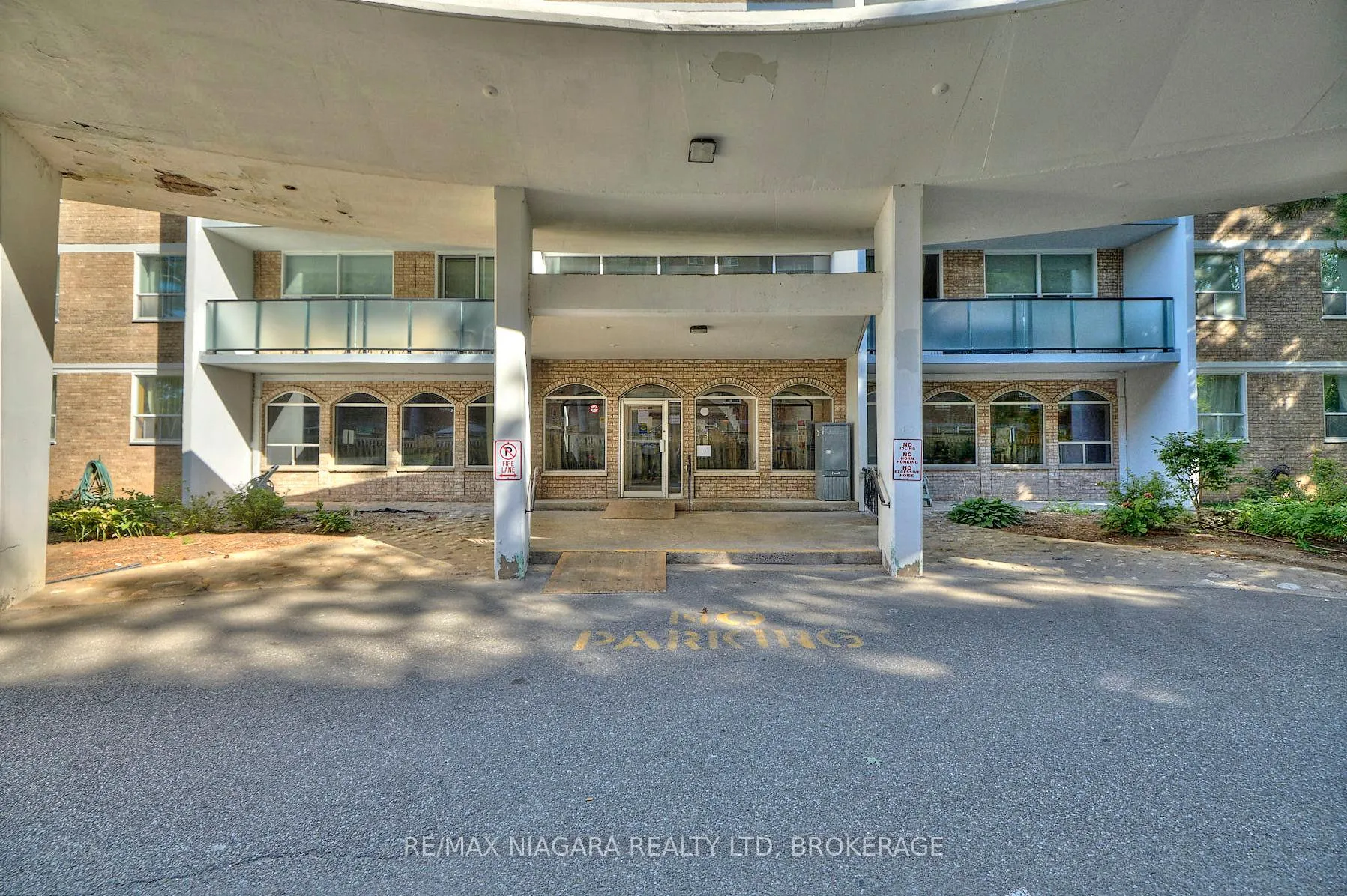 Photo 5 of Unit 710, 359 Geneva Street, St. Catharines, Fairview — HOMEH