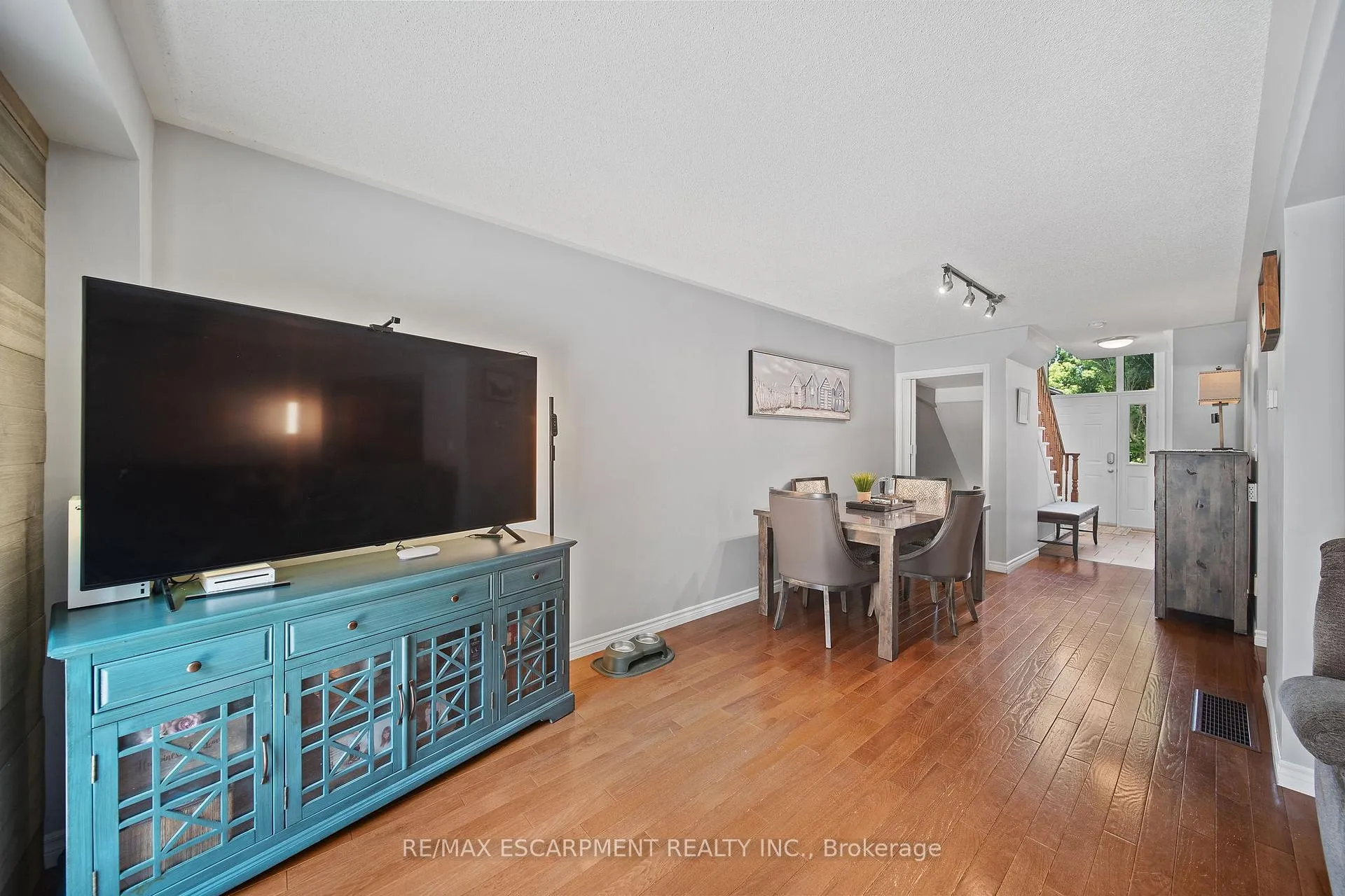 Photo 14 of Unit 4, 54 Argyle Street S, Haldimand — HOMEH