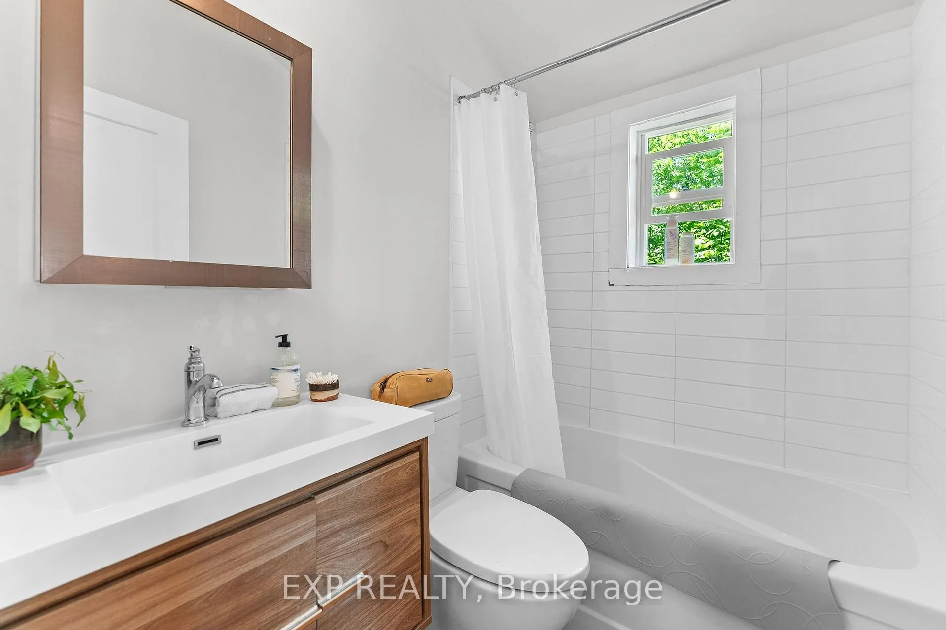 Photo 19 of 1511 Queens Line, Whitewater Region, Whitewater Region — HOMEH