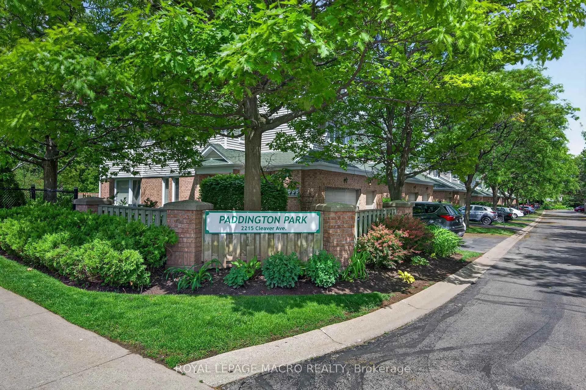 Photo 3 of Unit 2, 2215 Cleaver Avenue, Burlington, Headon — HOMEH