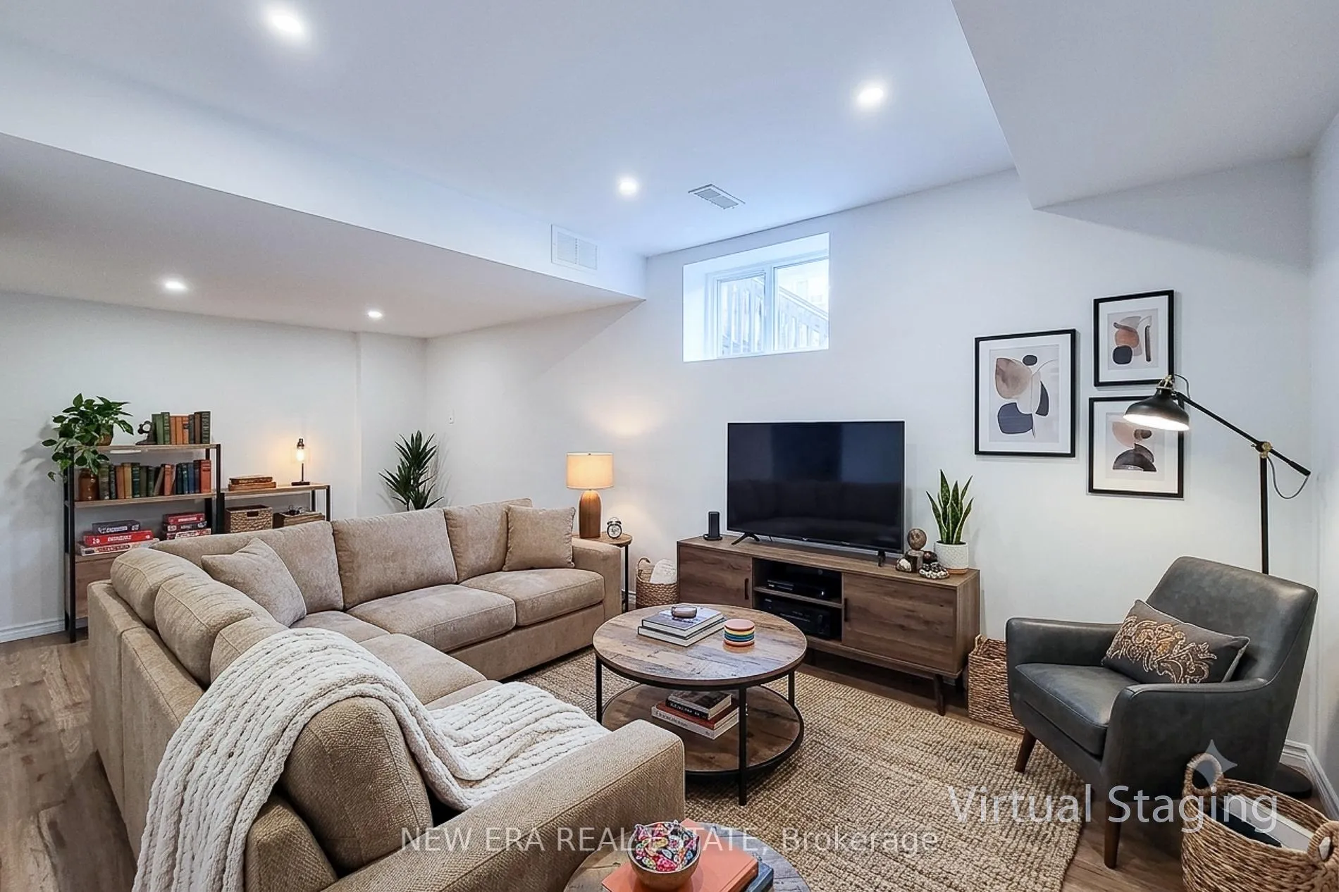 Photo 38 of 16 Dayman Drive, Hamilton, Ancaster — HOMEH