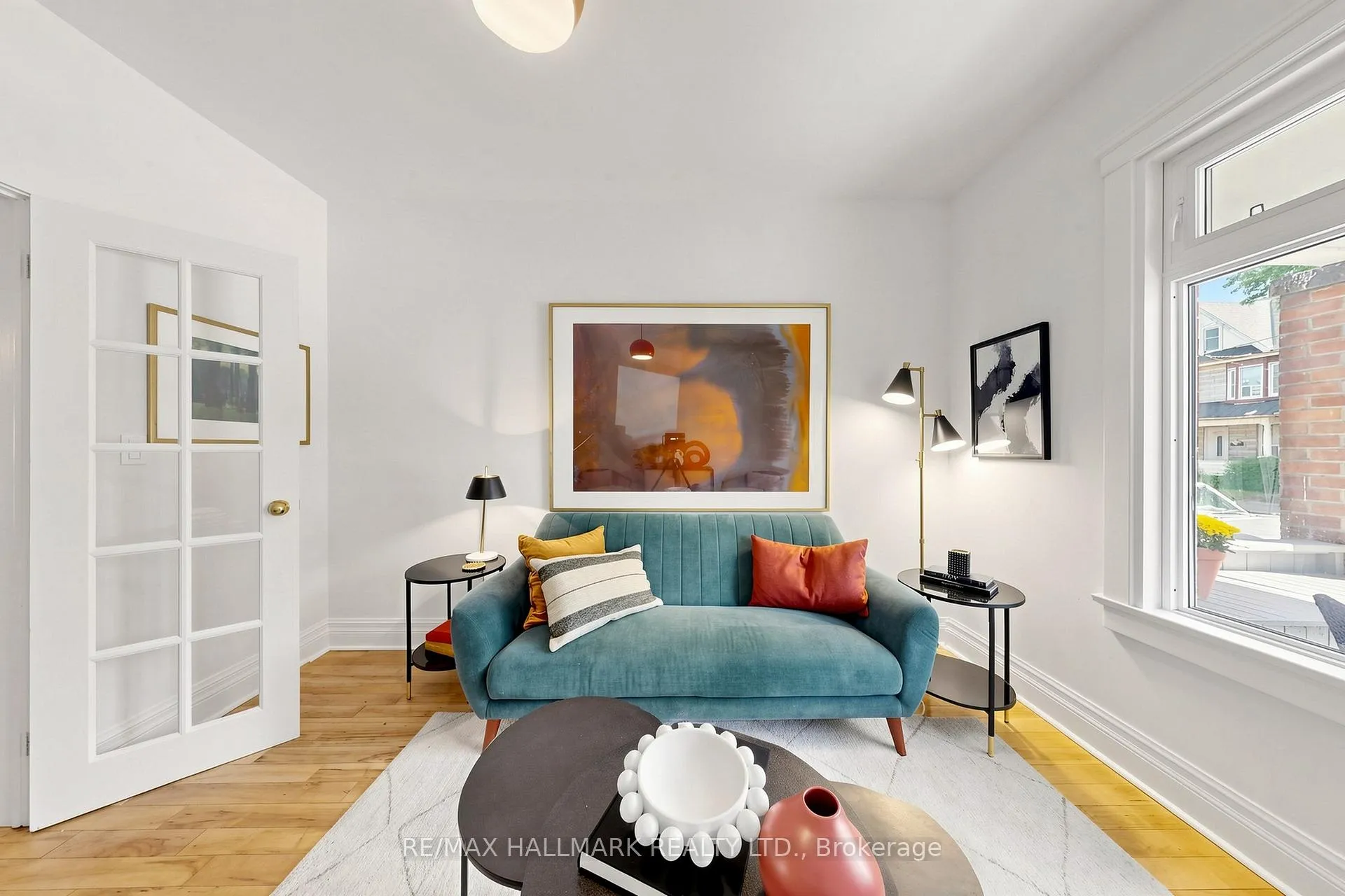 Photo 5 of 648 Pape Avenue, Toronto, North Riverdale — HOMEH