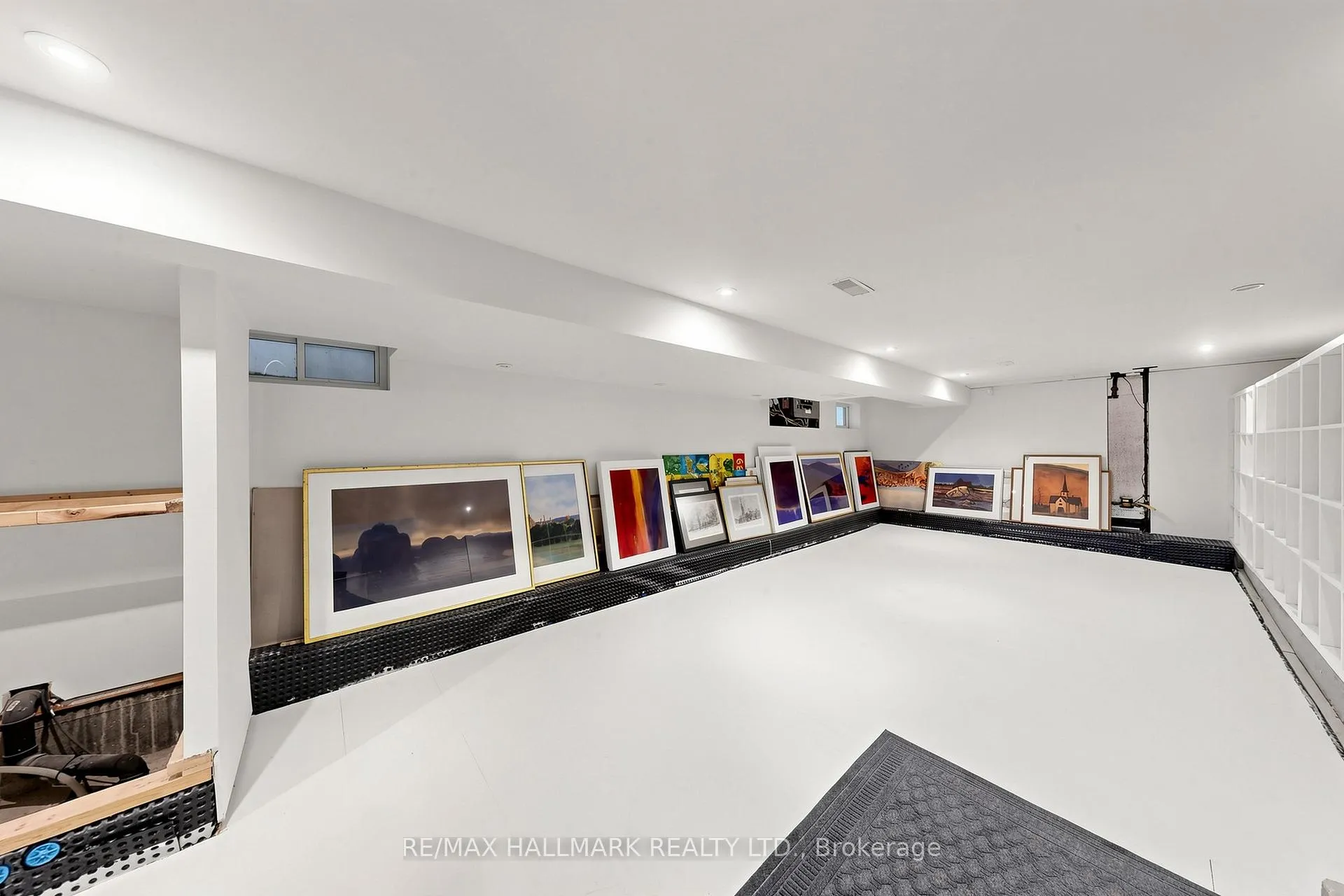 Photo 23 of 648 Pape Avenue, Toronto, North Riverdale — HOMEH