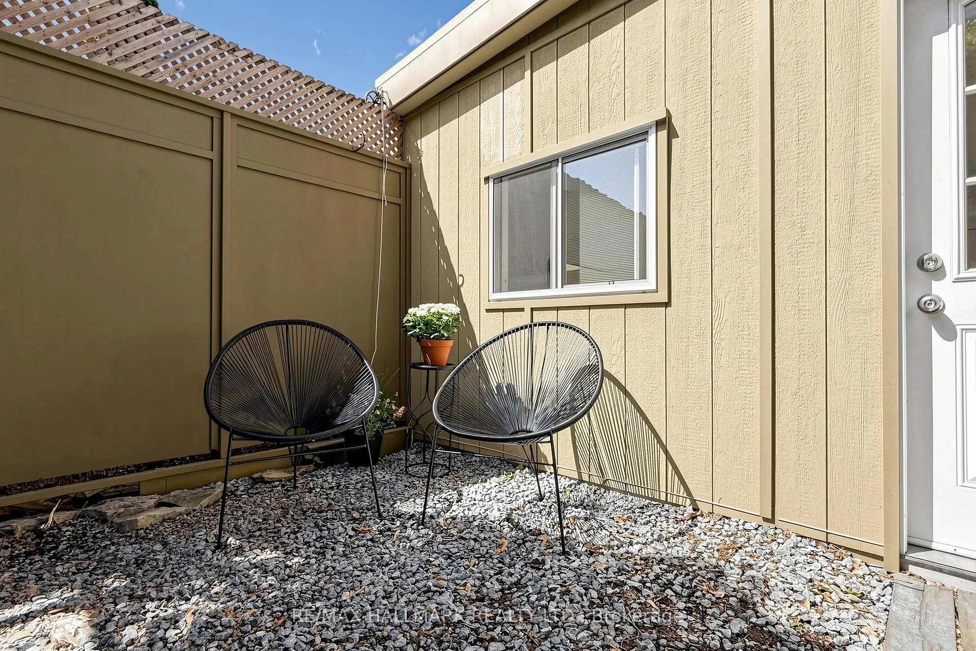 Photo 31 of 648 Pape Avenue, Toronto, North Riverdale — HOMEH