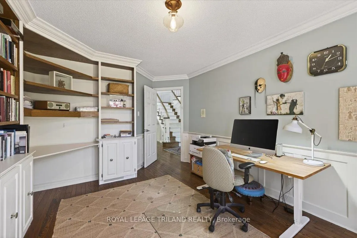 Photo 7 of 30 Thirlmere Road, London, North A — HOMEH