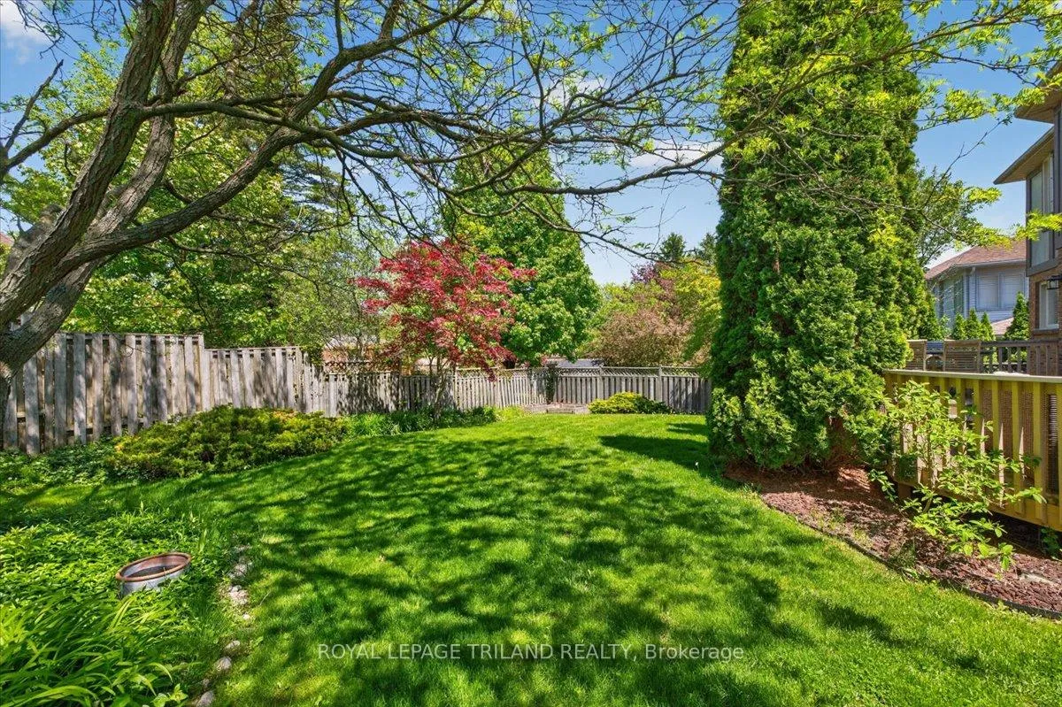 Photo 32 of 30 Thirlmere Road, London, North A — HOMEH