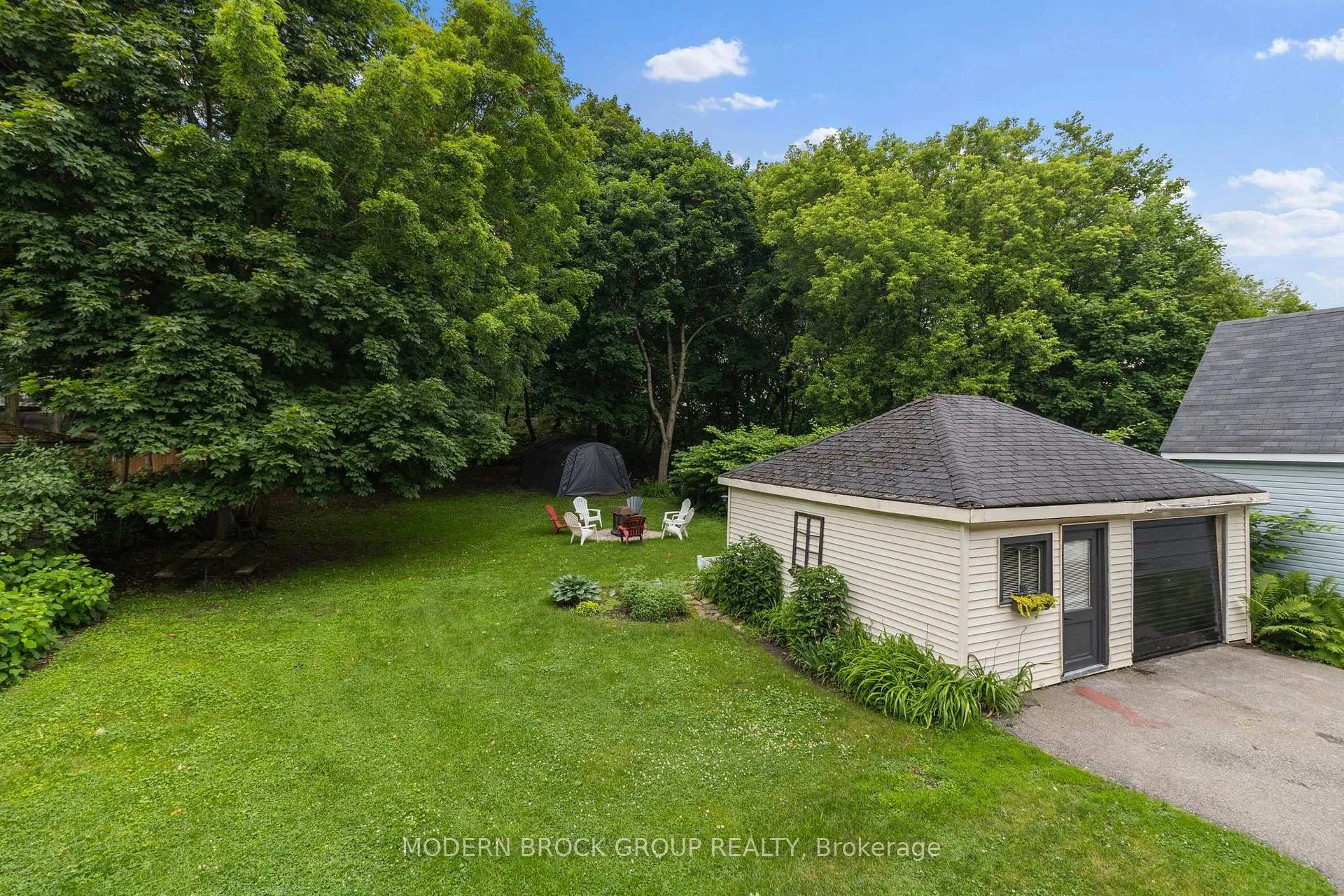 Photo 9 of 16 Beecher Street, Brockville, Brockville — HOMEH